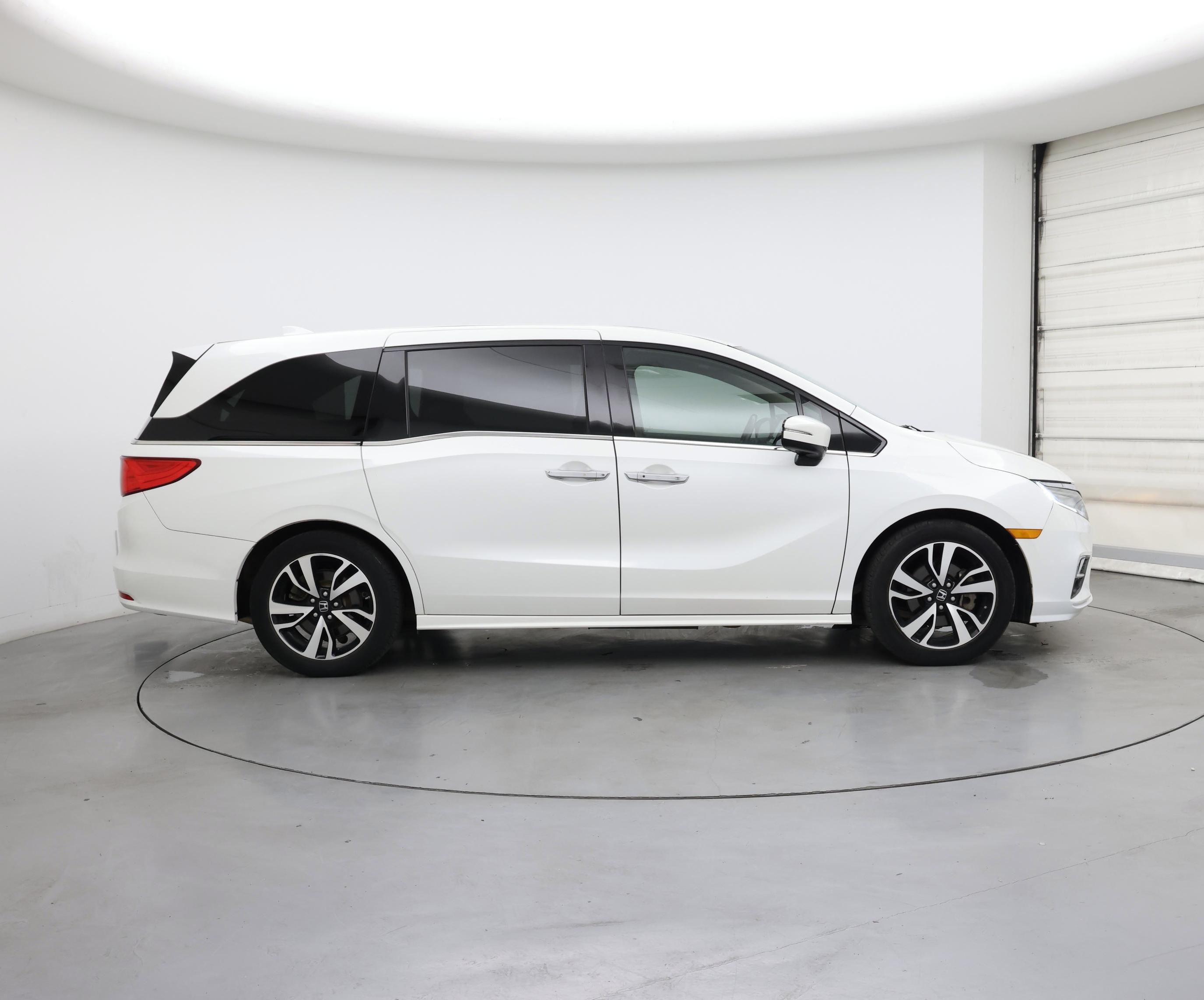 Thumbnail: 2020 Honda Odyssey - 7