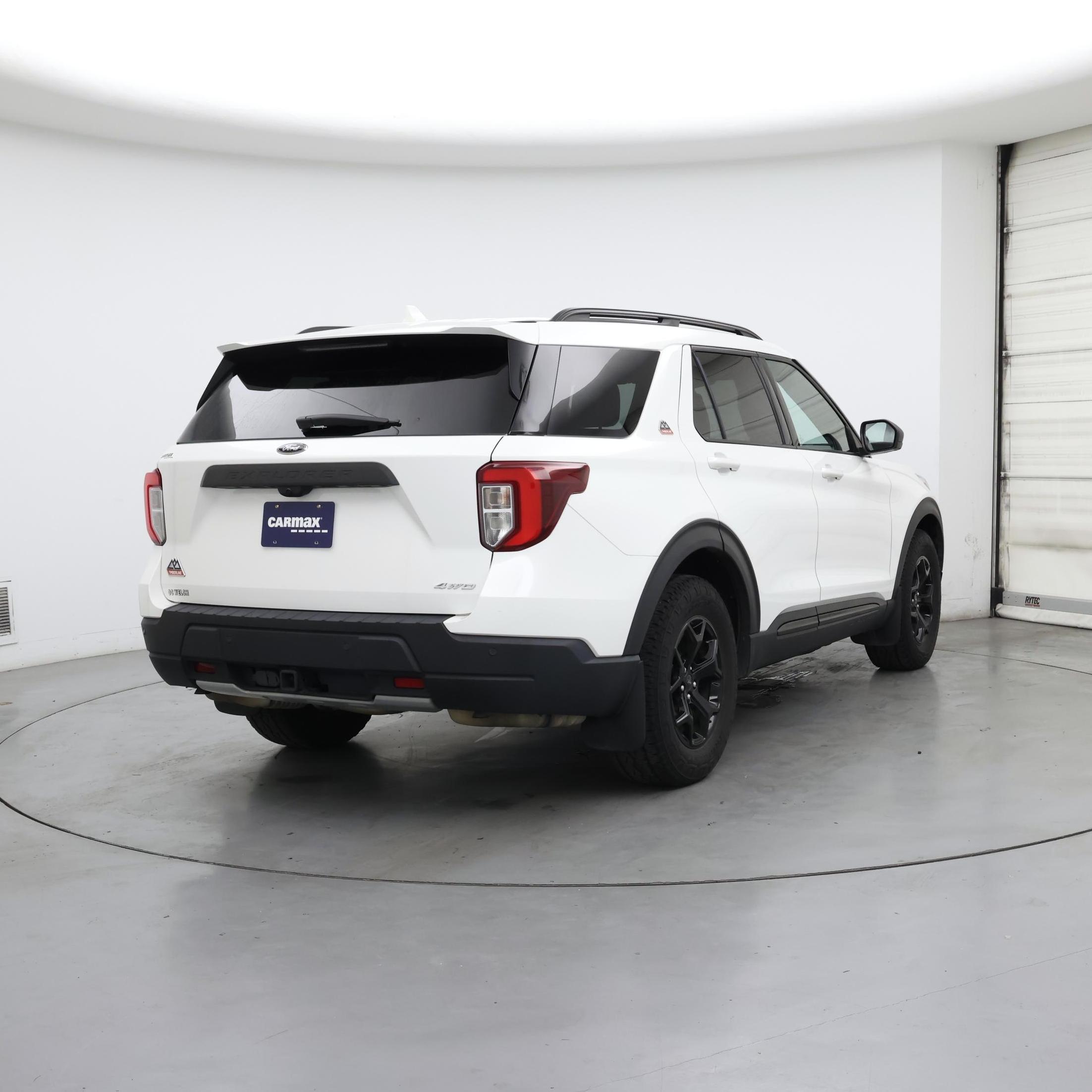 Thumbnail: 2021 Ford Explorer - 8