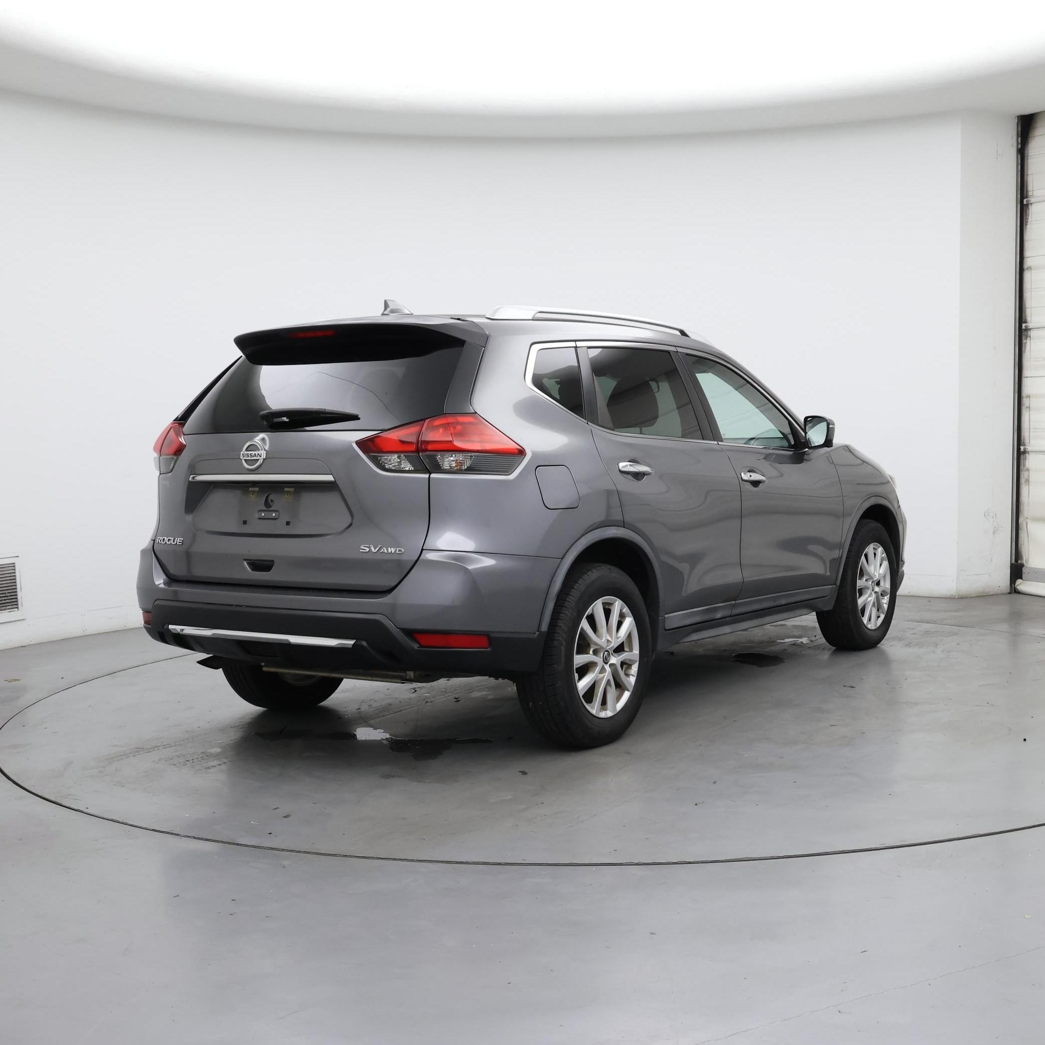 Thumbnail: 2017 Nissan Rogue - 8