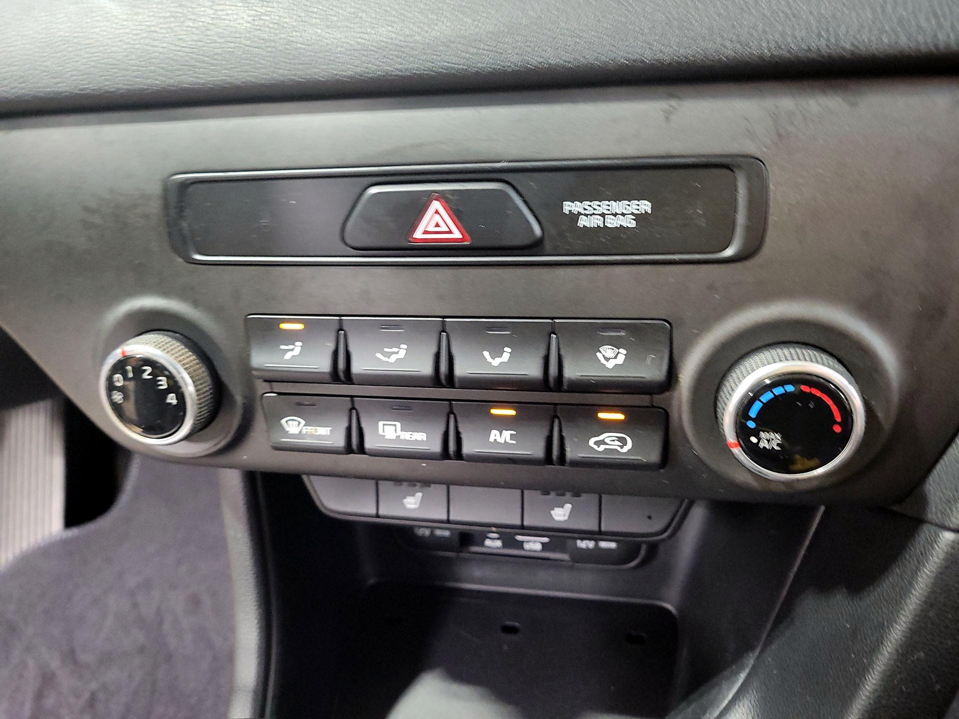 Thumbnail: 2017 Kia Sportage - 14