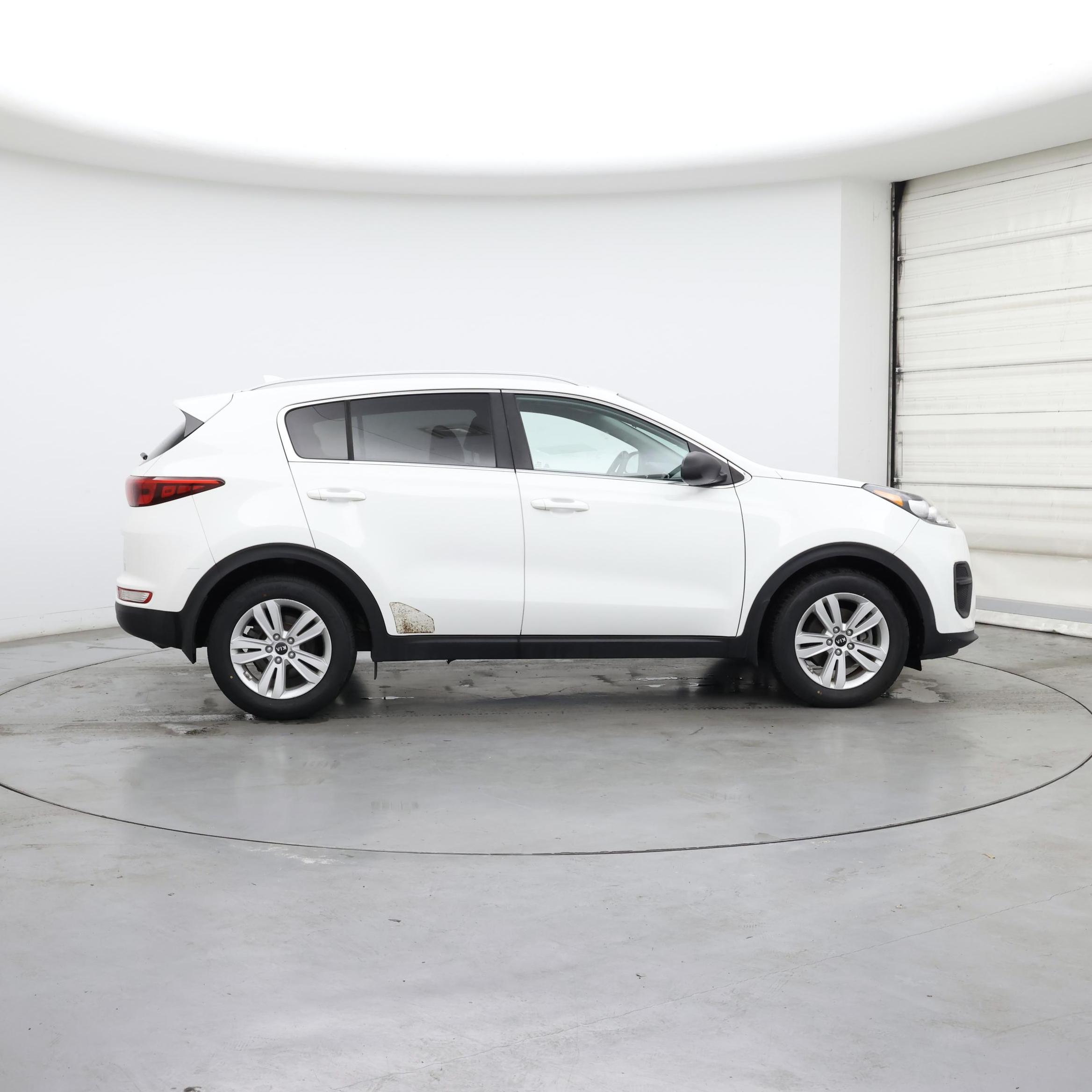 Thumbnail: 2017 Kia Sportage - 7