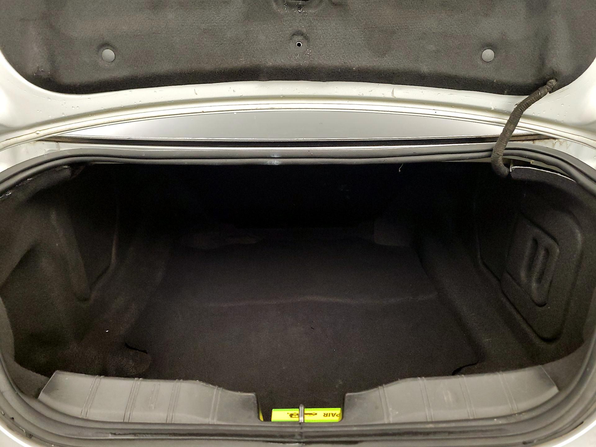 Thumbnail: 2018 Chevrolet Camaro - 16