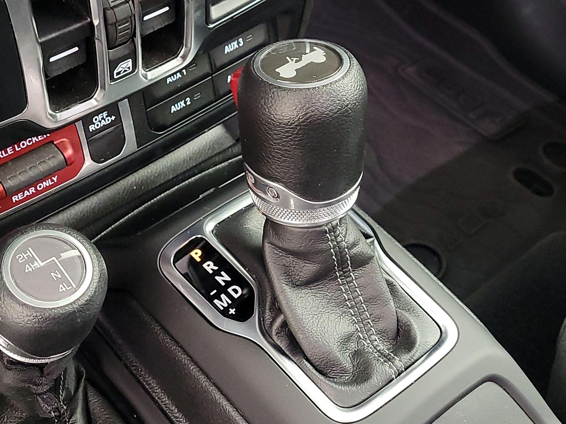 Thumbnail: 2024 Jeep Wrangler - 17