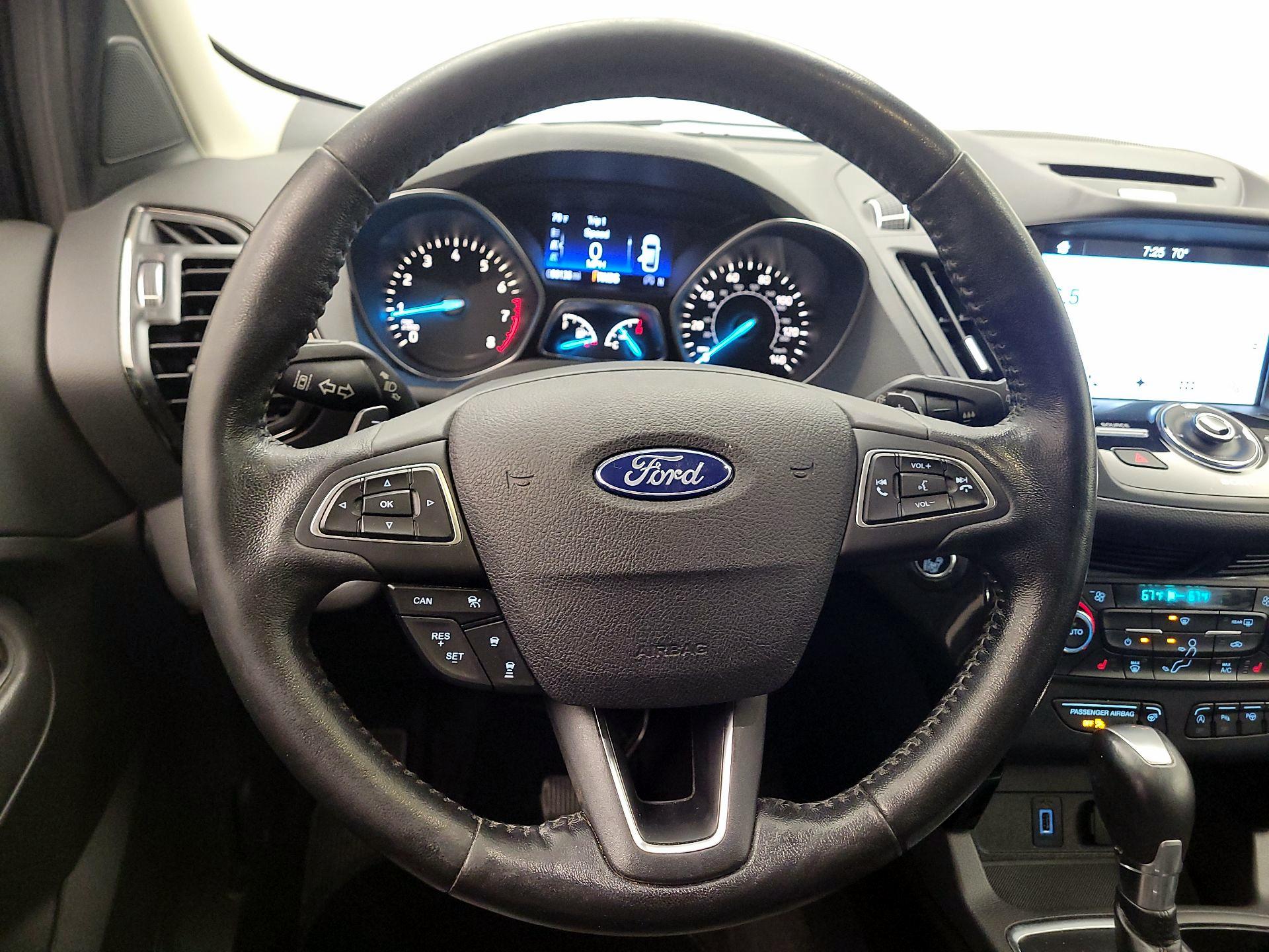 Thumbnail: 2017 Ford Escape - 10