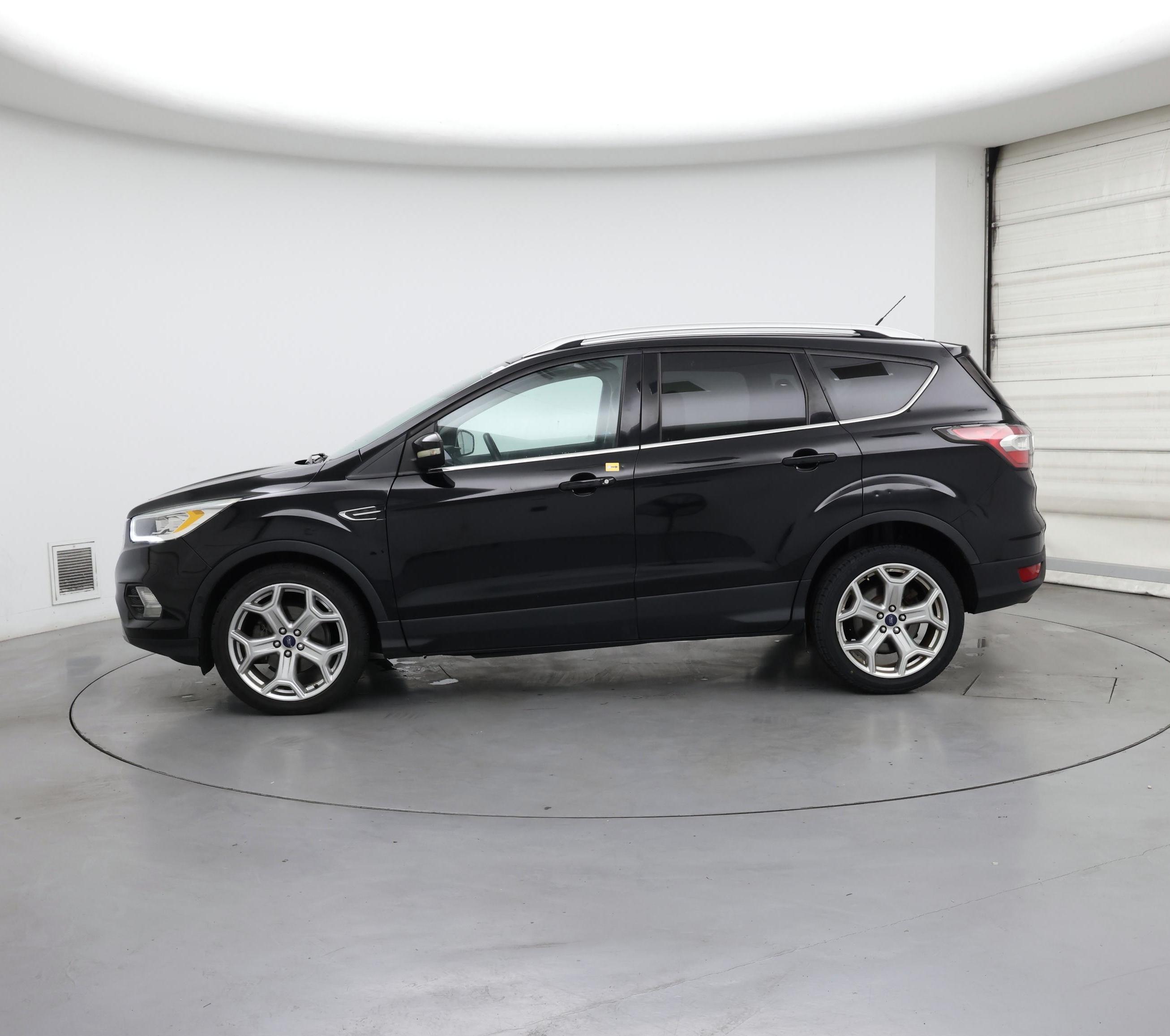 Thumbnail: 2017 Ford Escape - 3