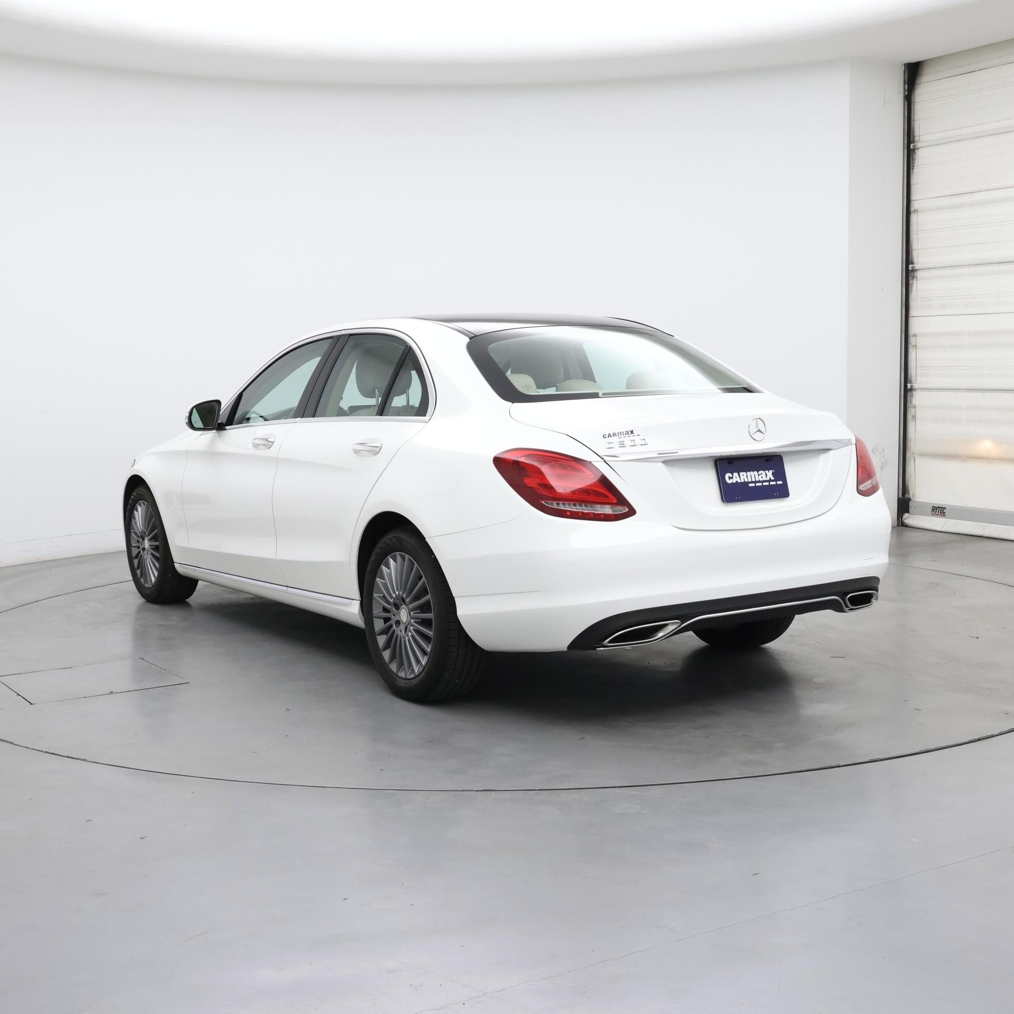 Thumbnail: 2015 Mercedes-Benz C-Class - 2