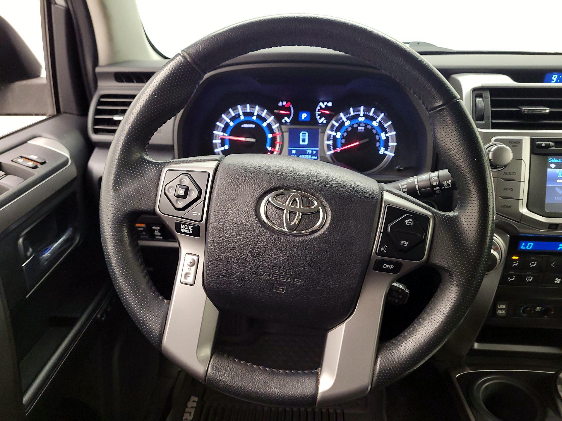 Thumbnail: 2018 Toyota 4Runner - 10