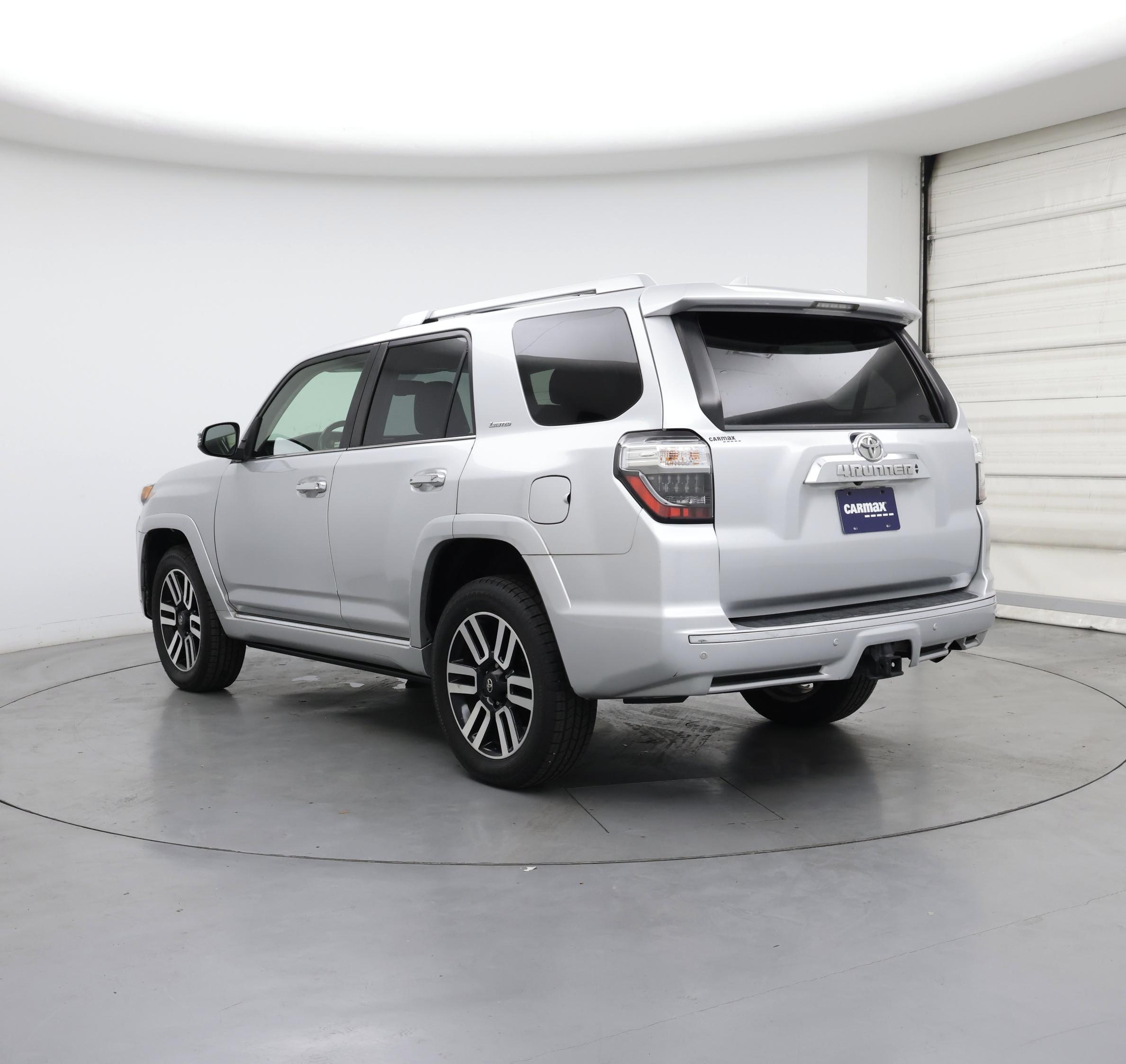 Thumbnail: 2018 Toyota 4Runner - 2