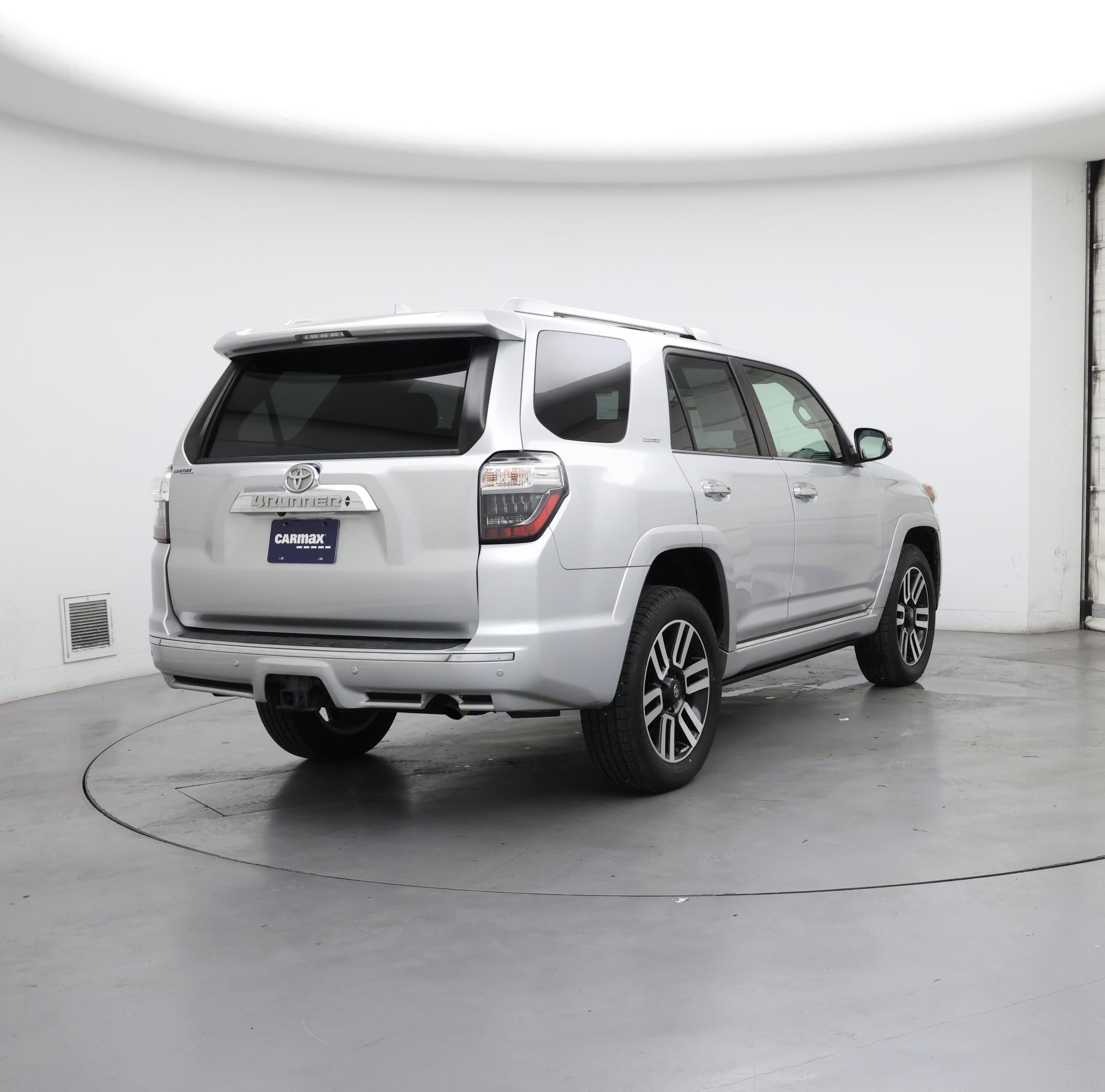 Thumbnail: 2018 Toyota 4Runner - 8