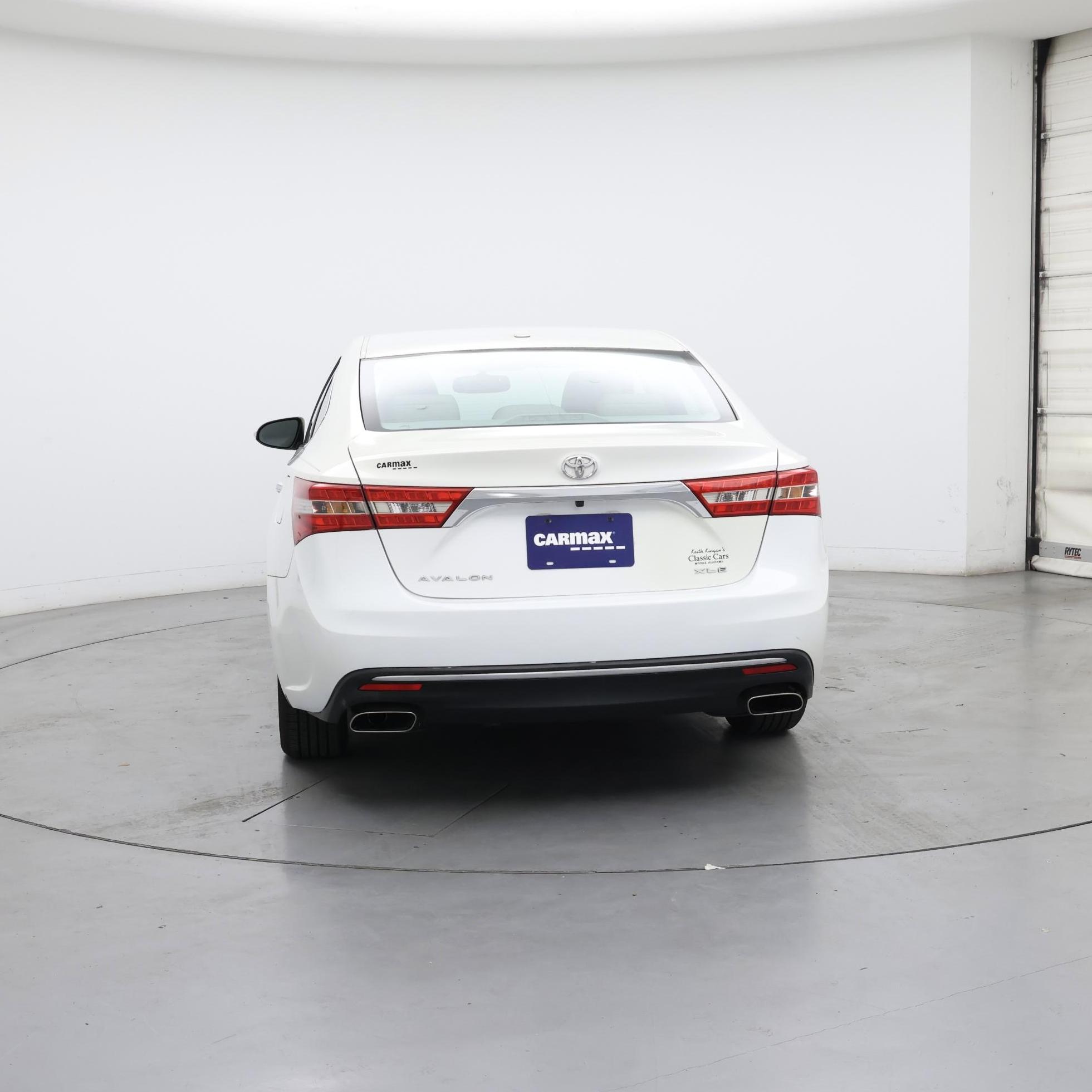 Thumbnail: 2016 Toyota Avalon - 6
