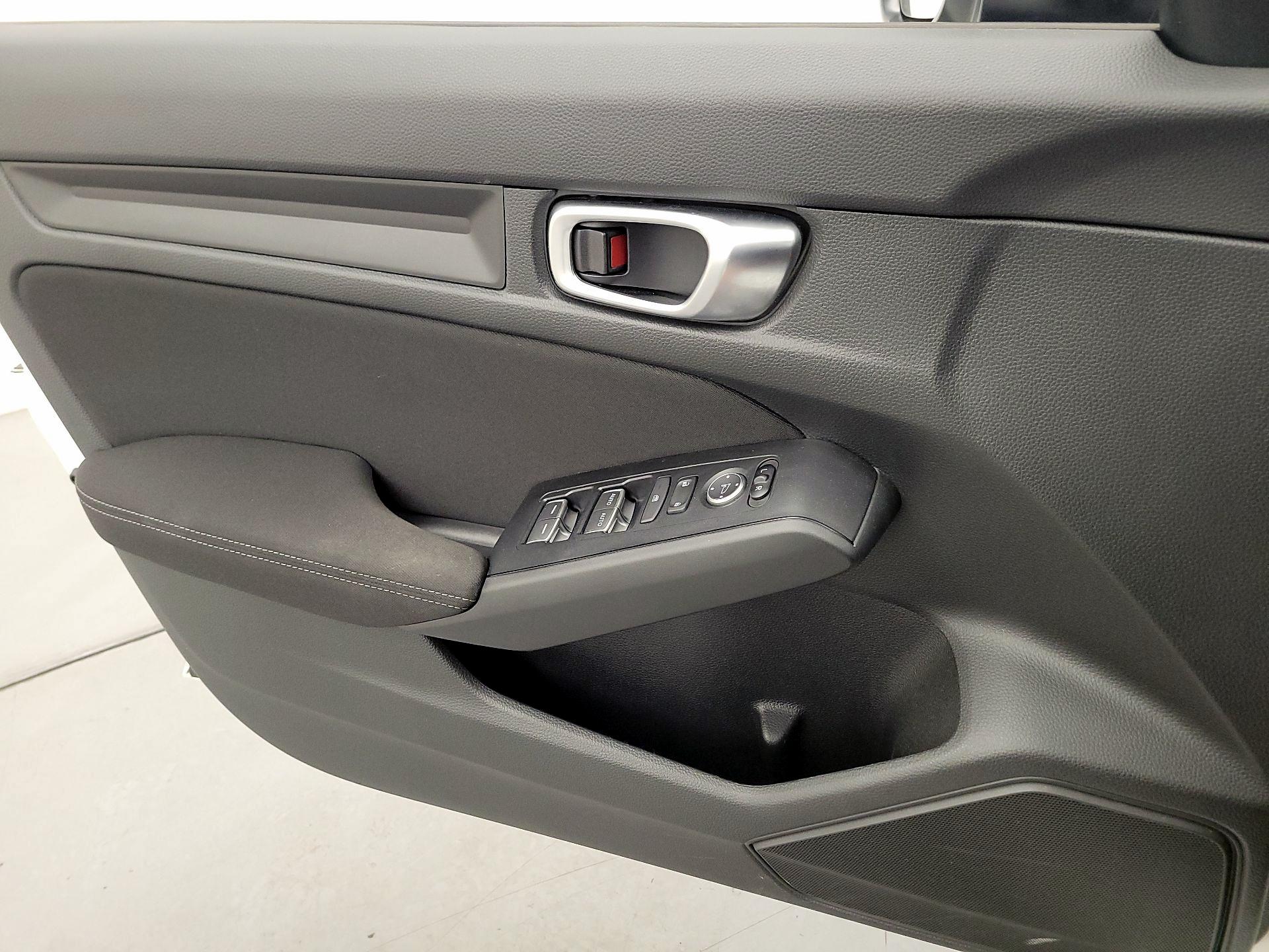 Thumbnail: 2024 Honda Civic - 12