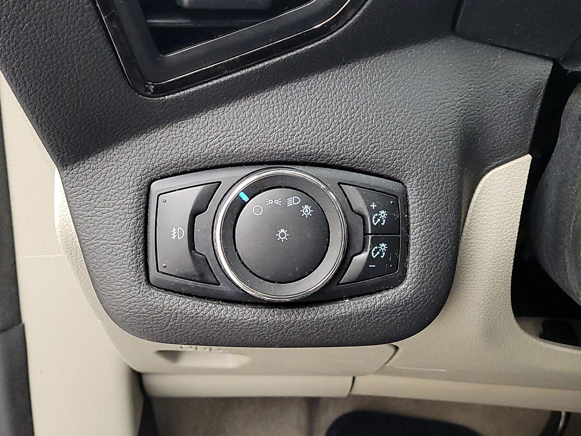Thumbnail: 2014 Ford Escape - 13