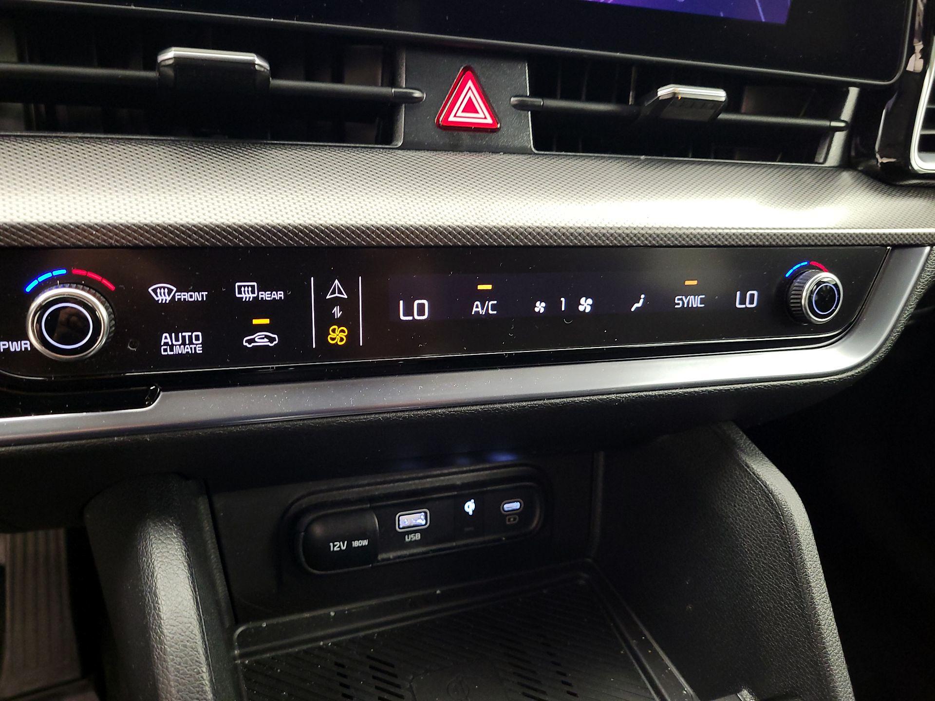 Thumbnail: 2025 Kia Sportage - 14