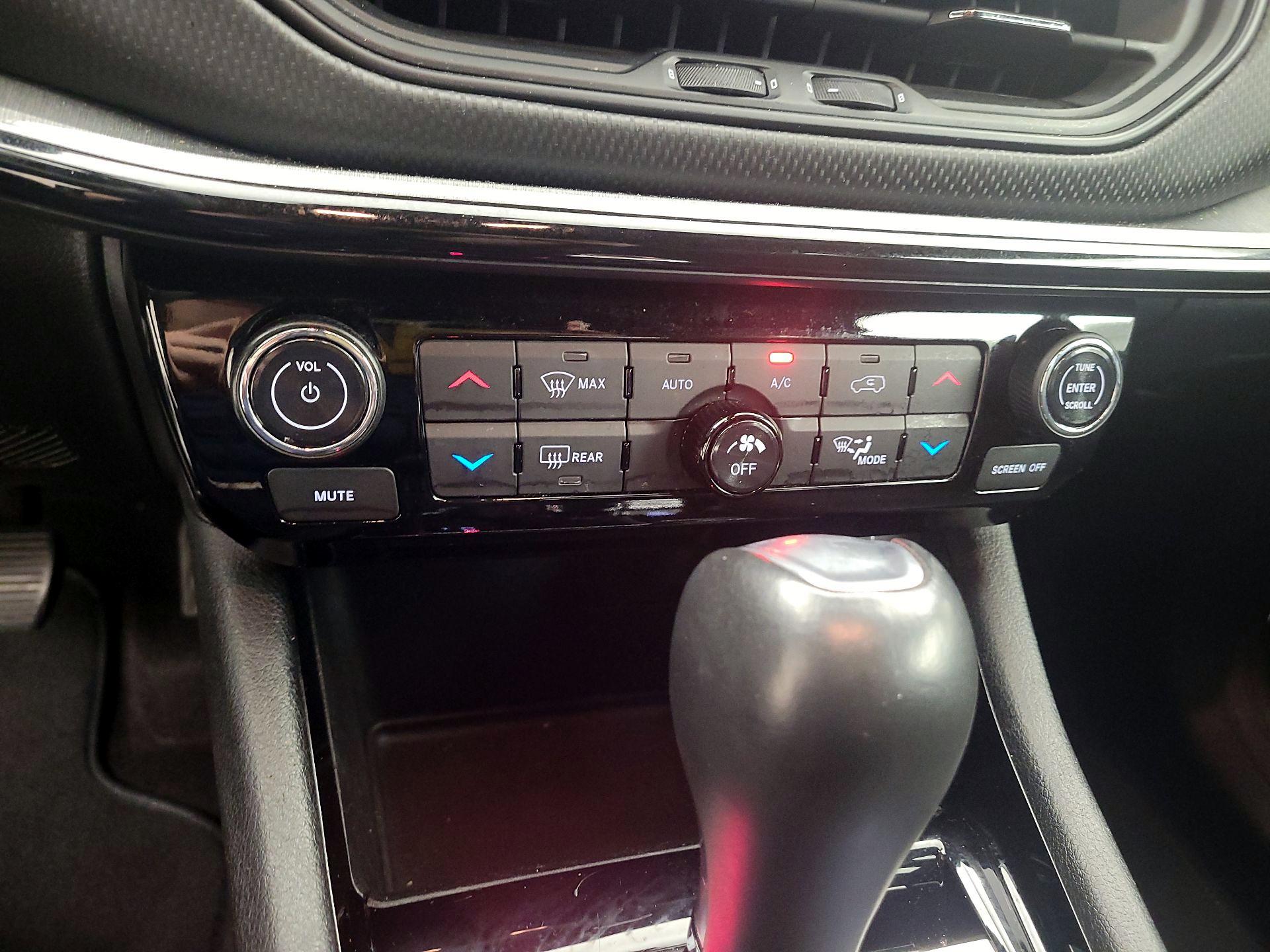 Thumbnail: 2023 Jeep Compass - 15