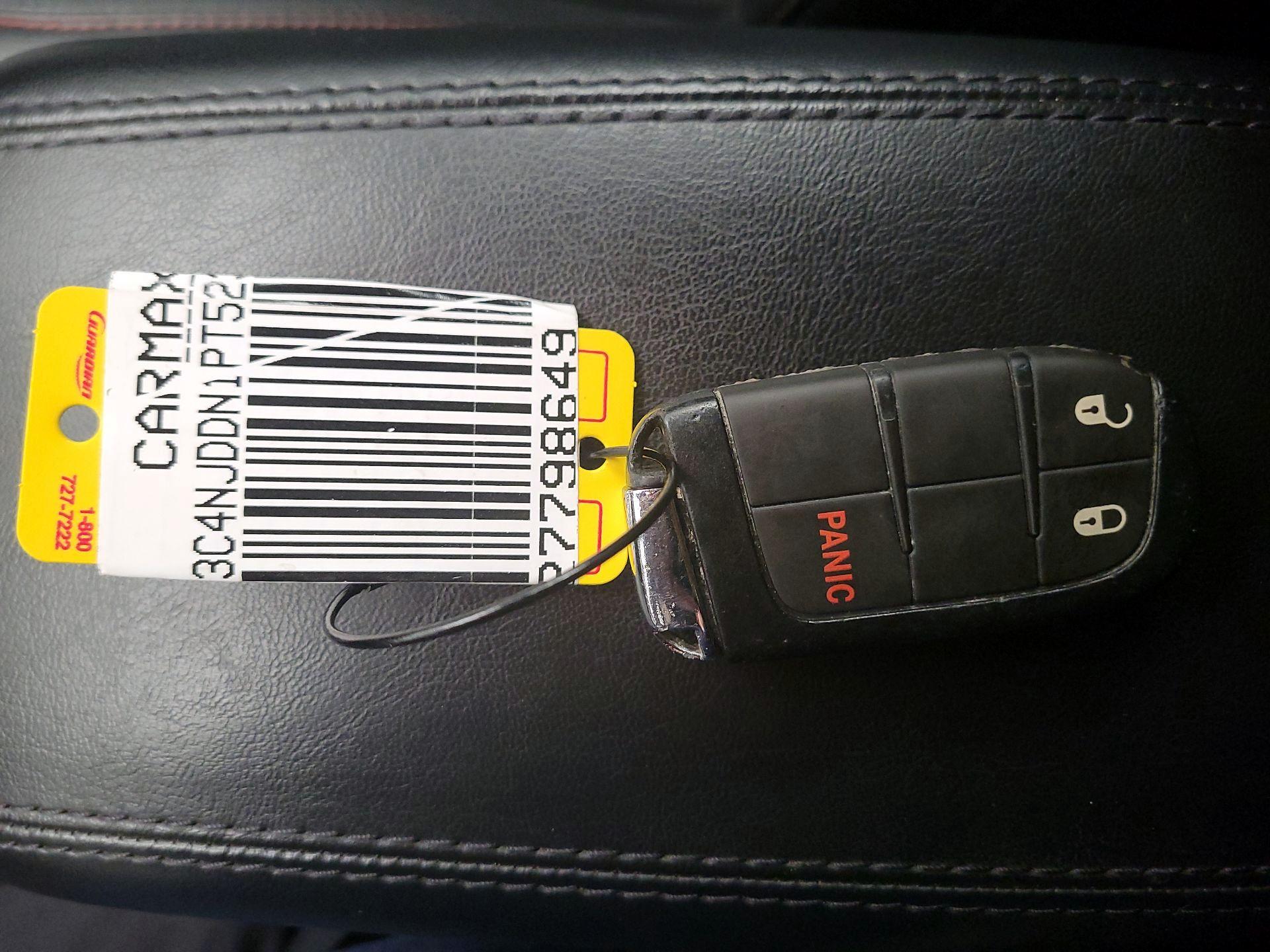 Thumbnail: 2023 Jeep Compass - 20