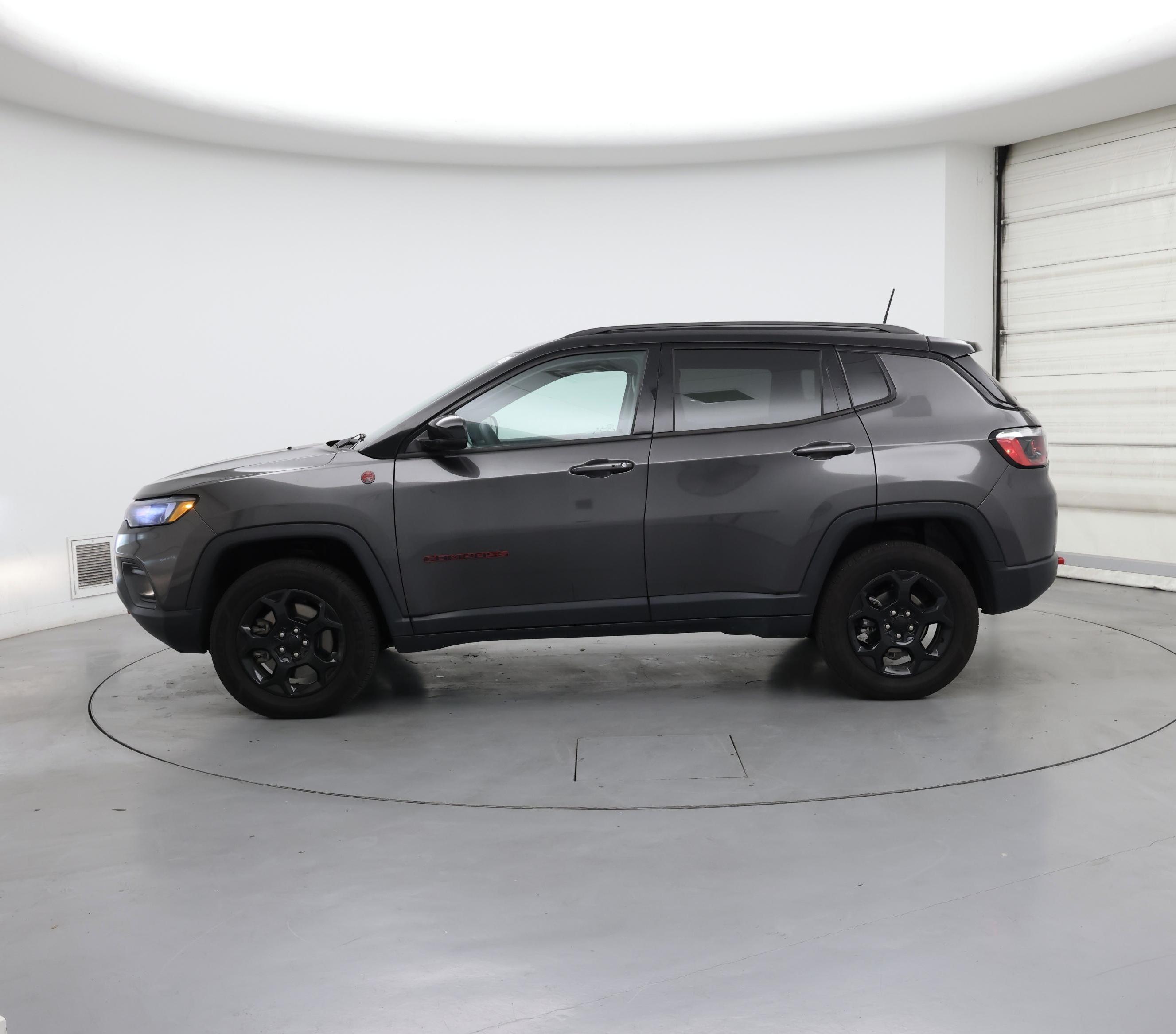 Thumbnail: 2023 Jeep Compass - 3