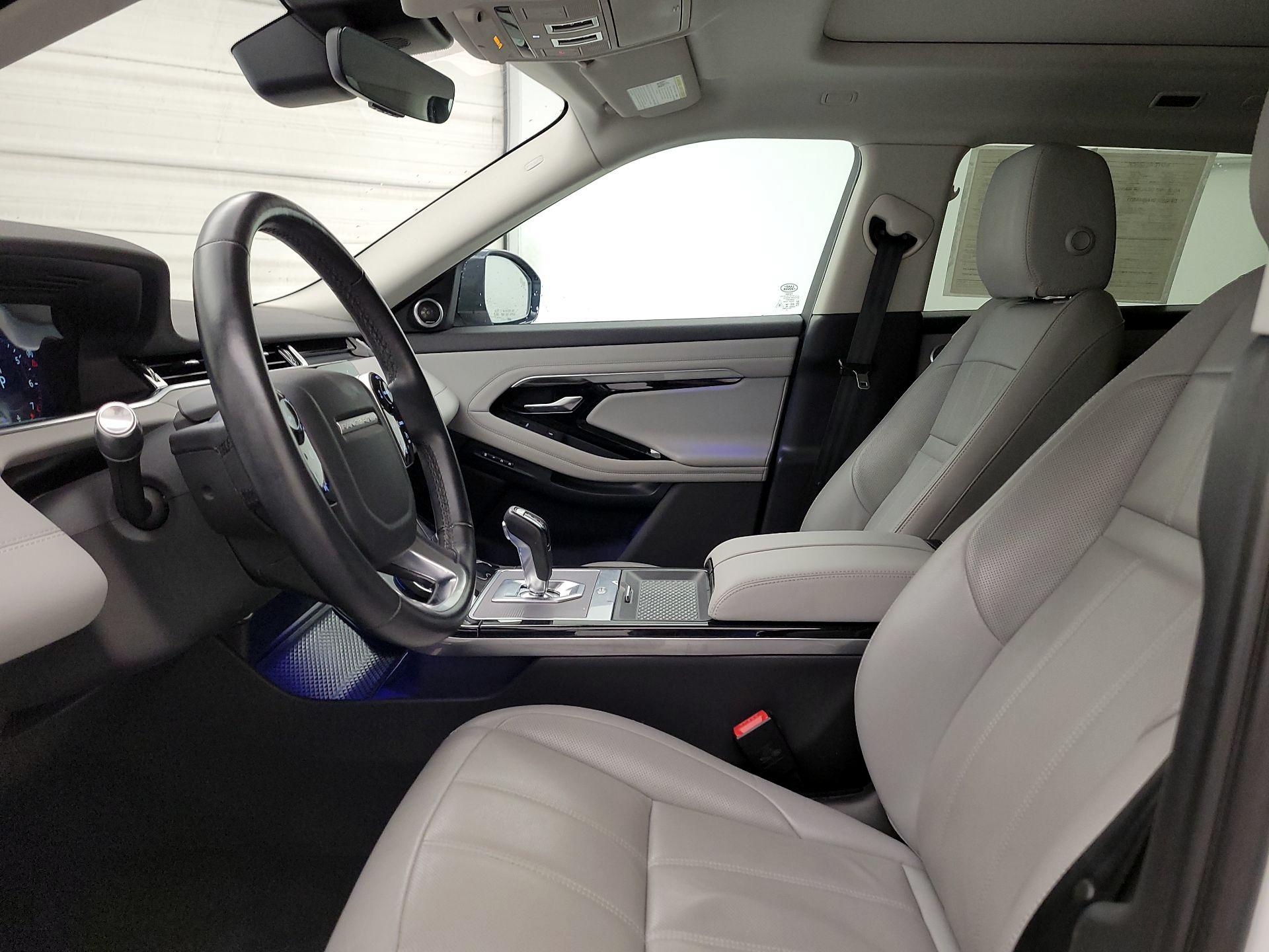 Thumbnail: 2020 Land Rover Range Rover Evoque - 11