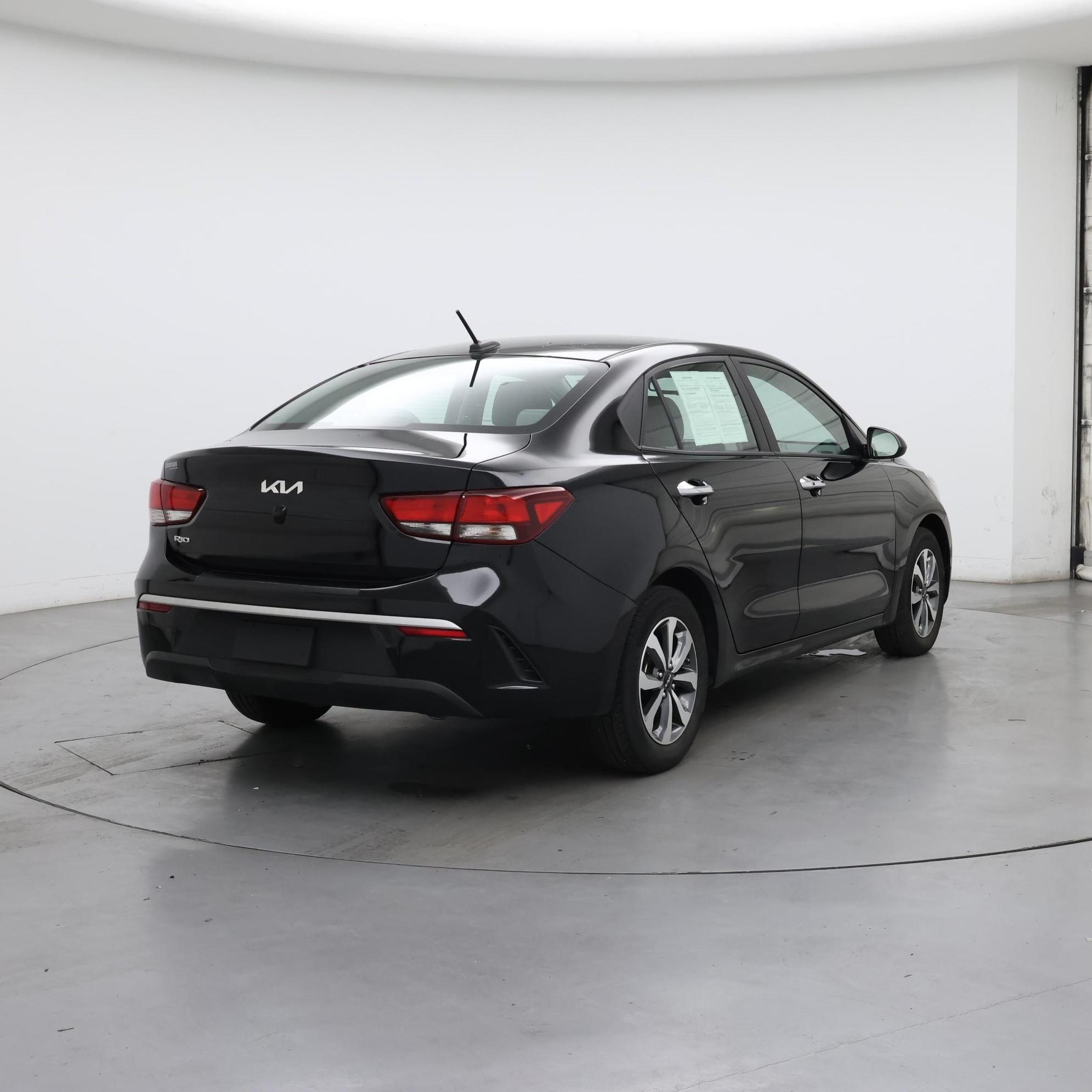 Thumbnail: 2023 Kia Rio - 8