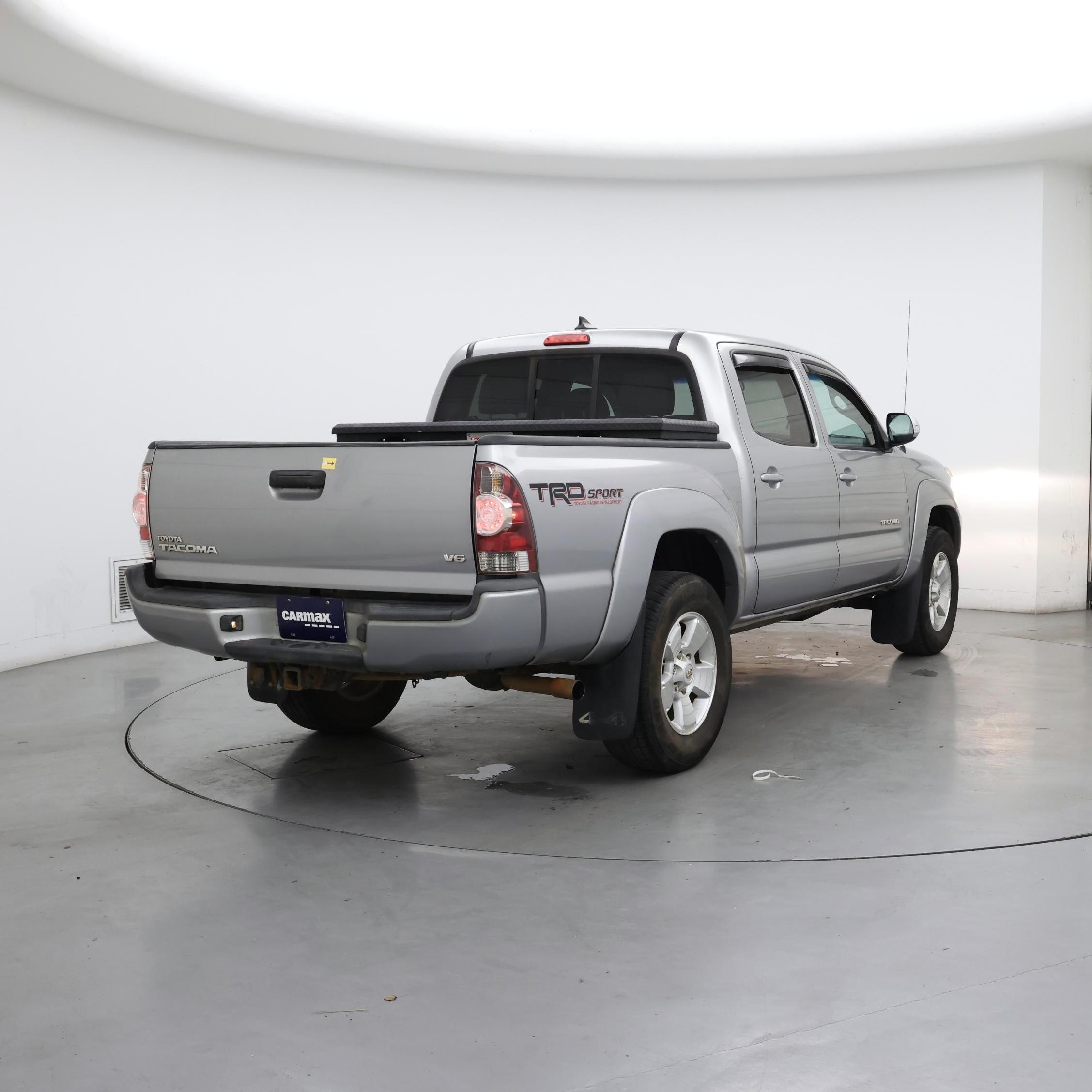 Thumbnail: 2014 Toyota Tacoma - 8