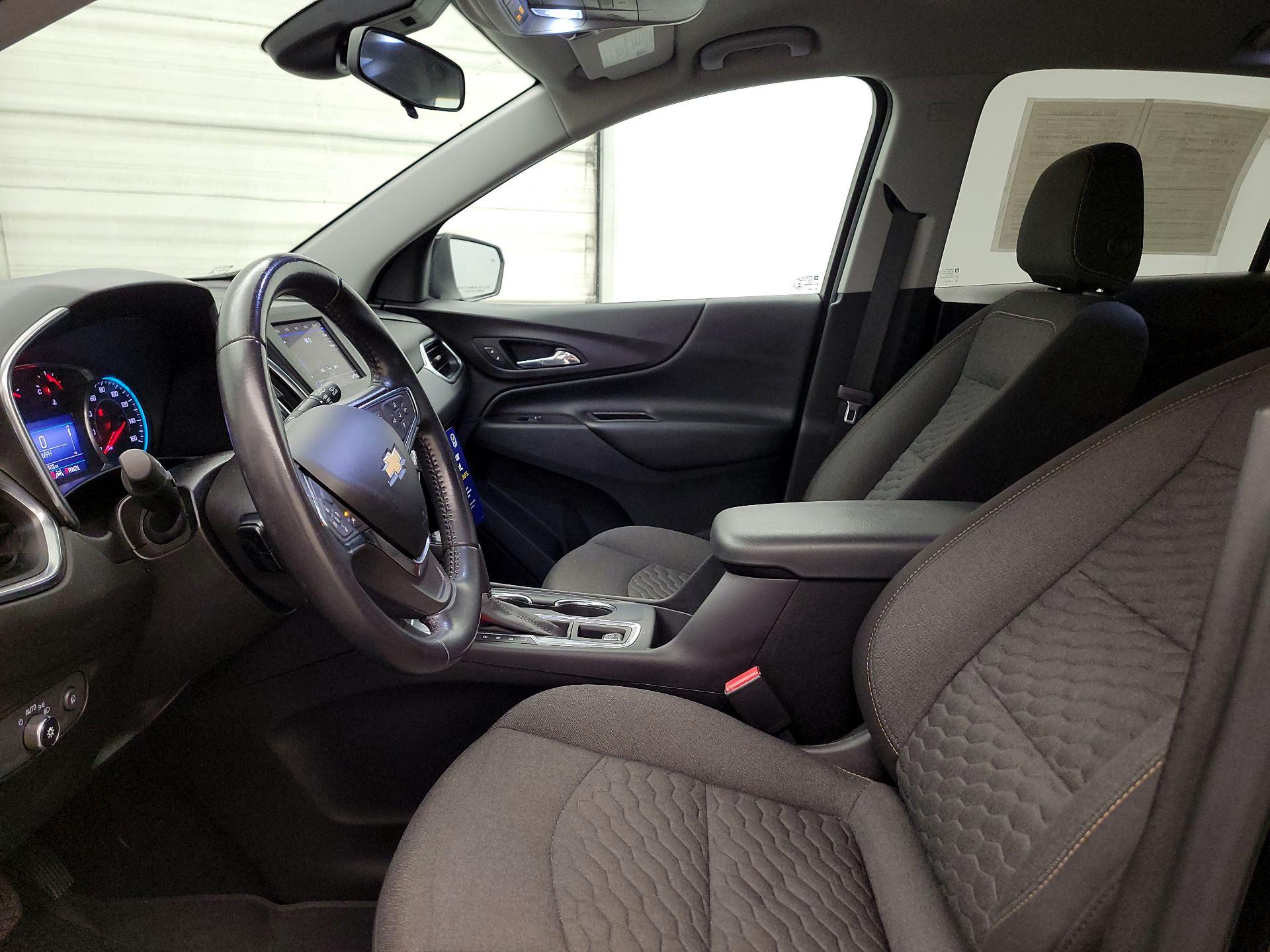 Thumbnail: 2021 Chevrolet Equinox - 11