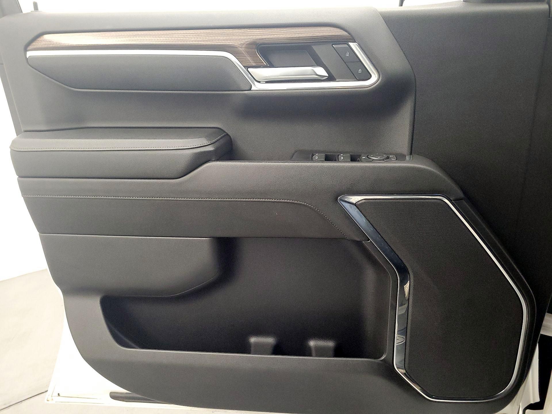 Thumbnail: 2023 Chevrolet Silverado 1500 - 12