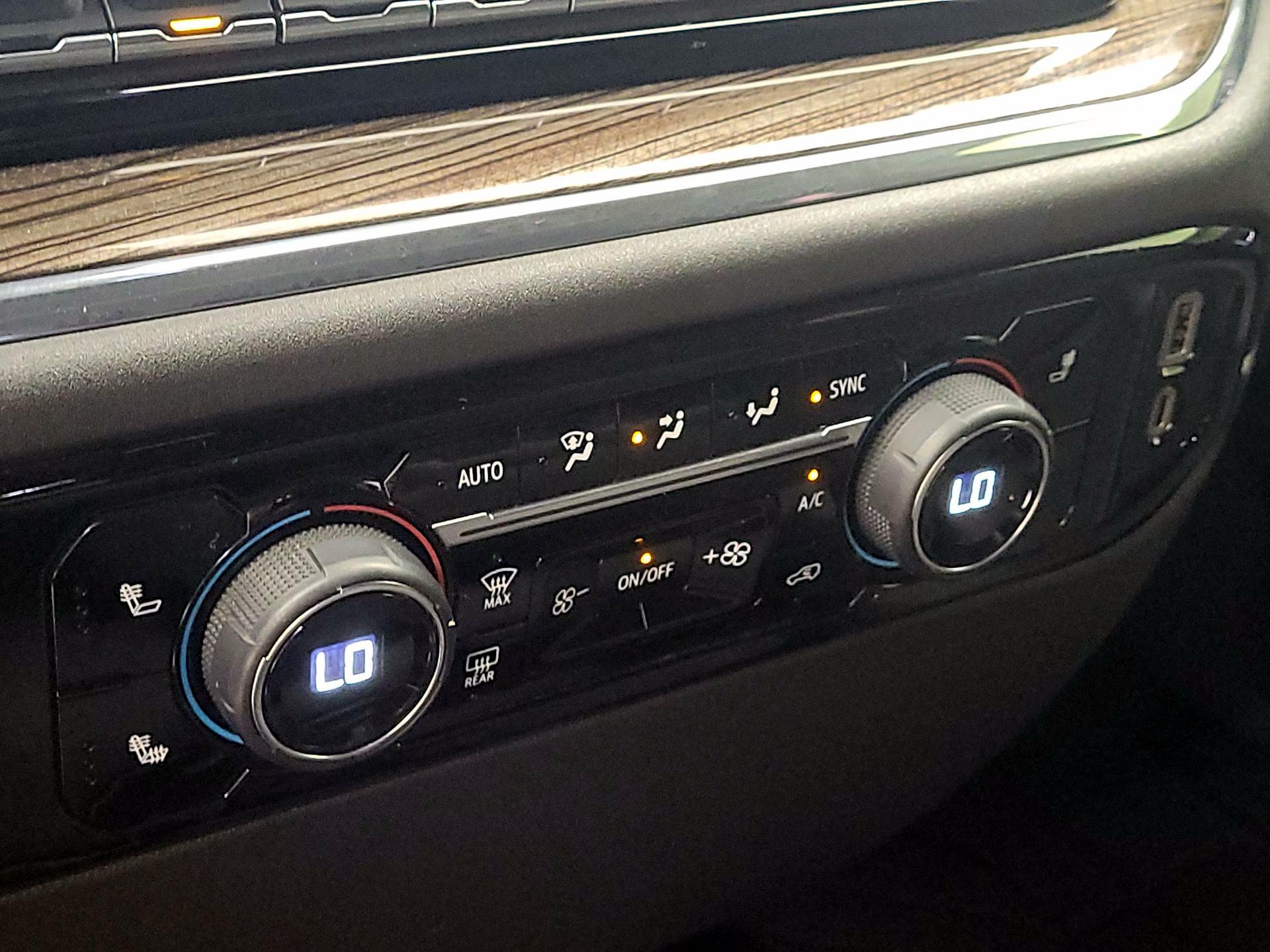 Thumbnail: 2023 Chevrolet Silverado 1500 - 16