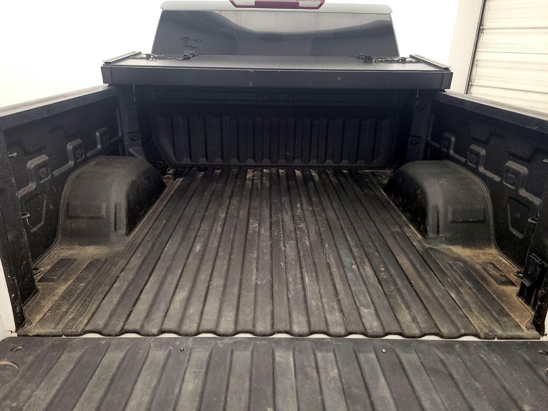 Thumbnail: 2023 Chevrolet Silverado 1500 - 20