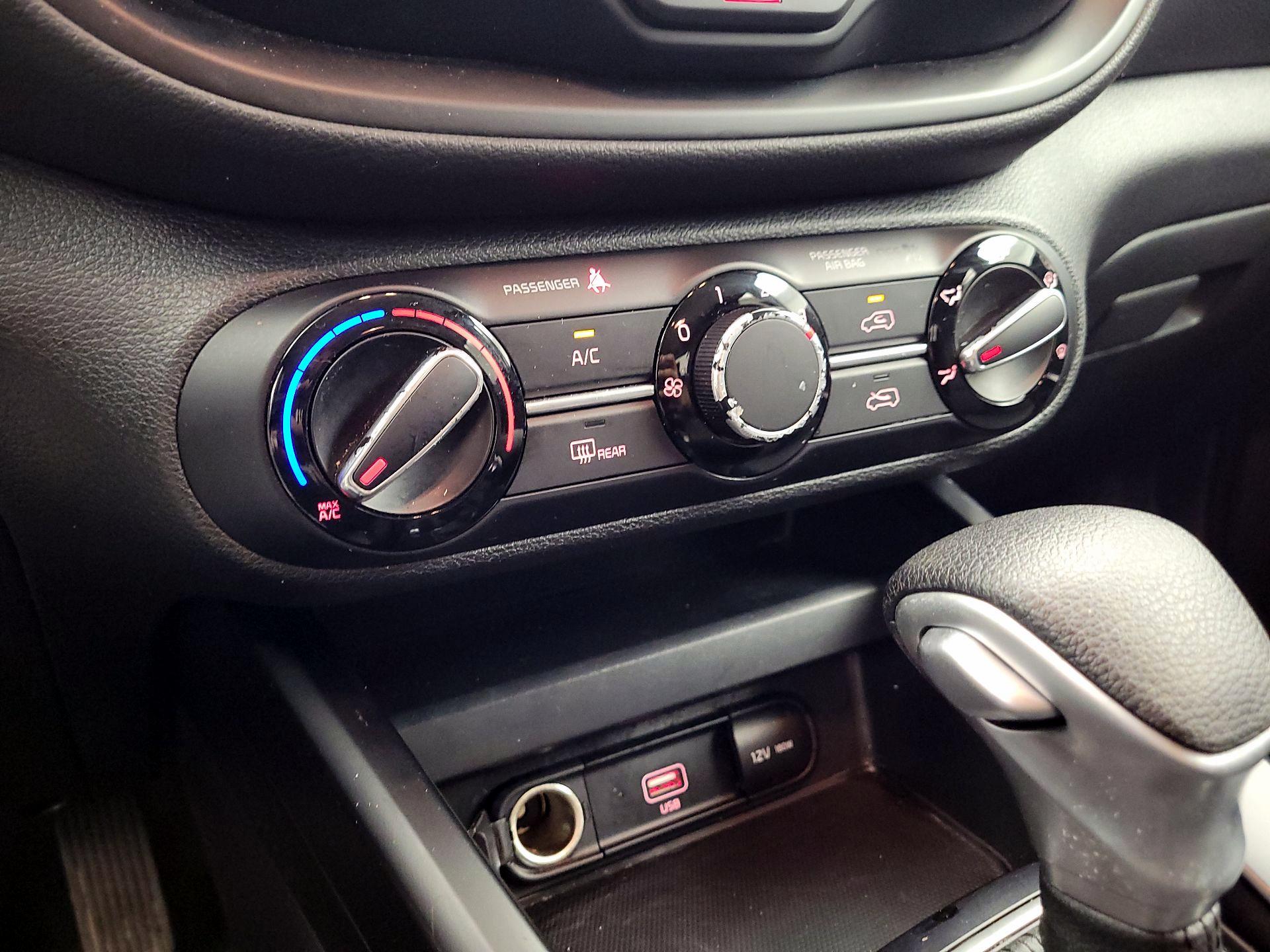 Thumbnail: 2021 Kia Soul - 16