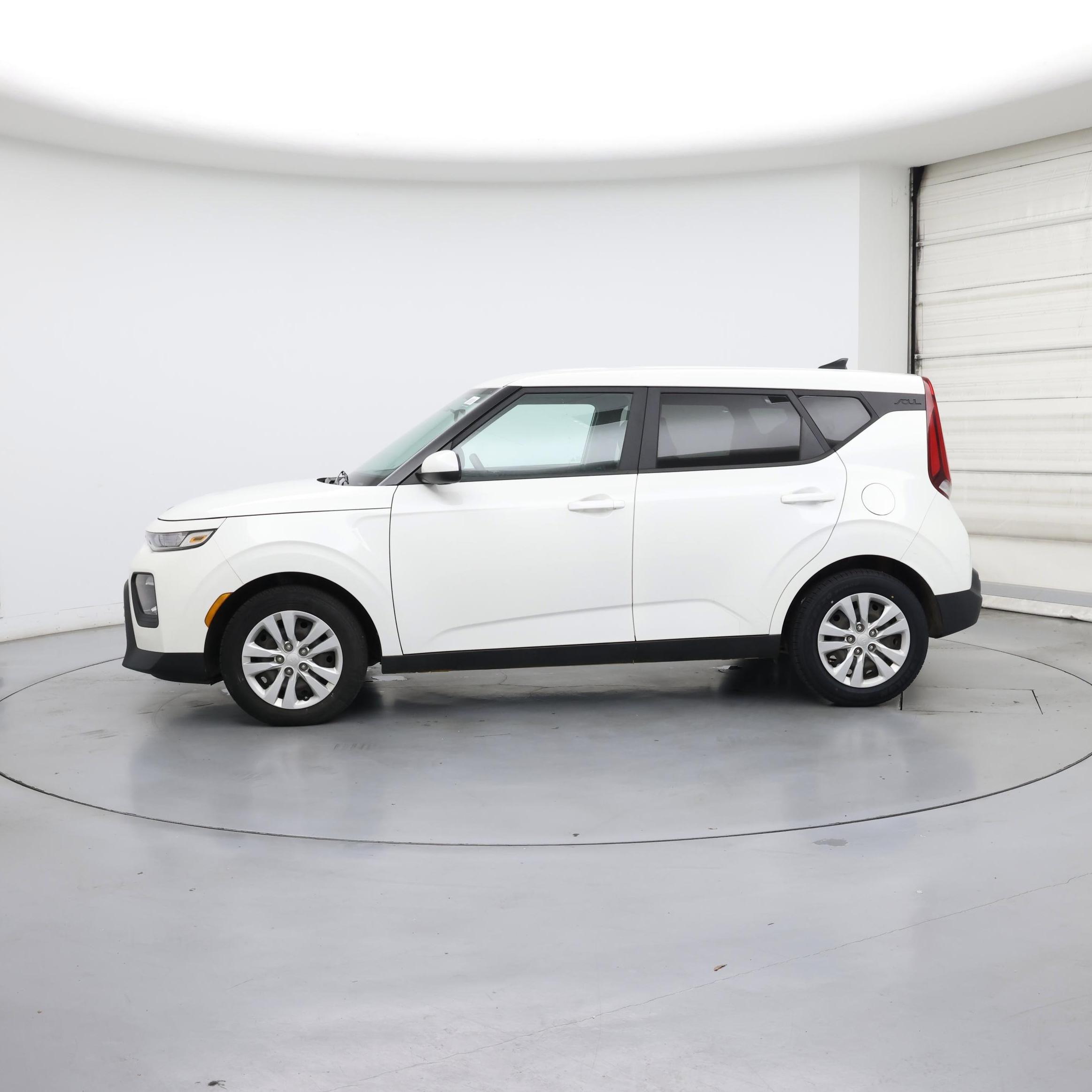 Thumbnail: 2021 Kia Soul - 3