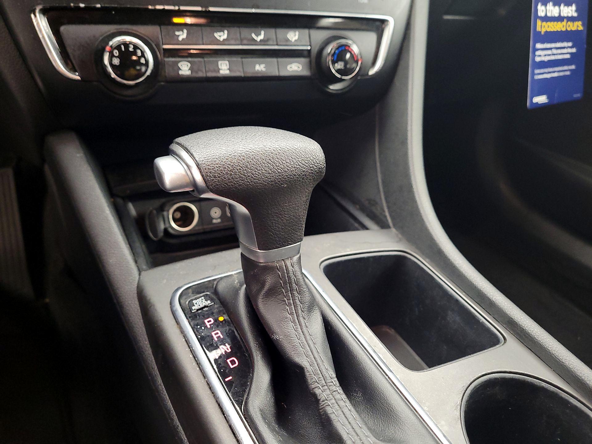 Thumbnail: 2018 Kia Optima - 15