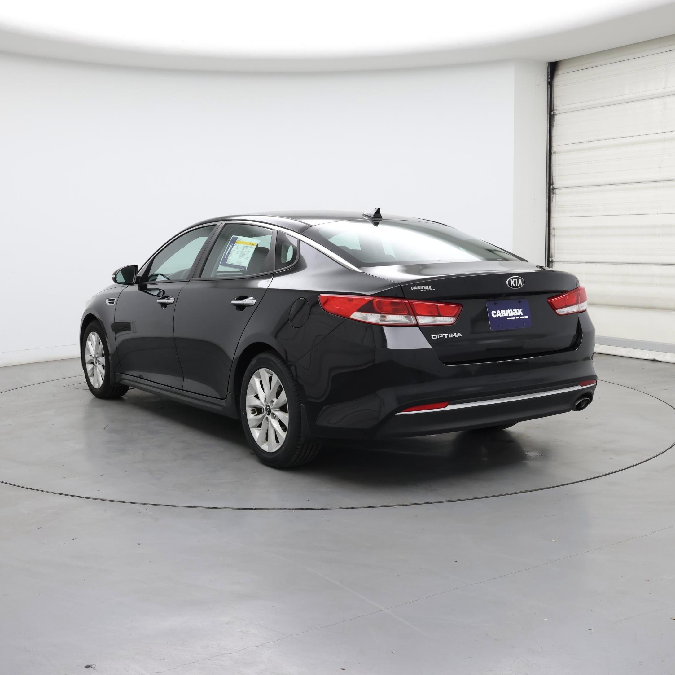 Thumbnail: 2018 Kia Optima - 2