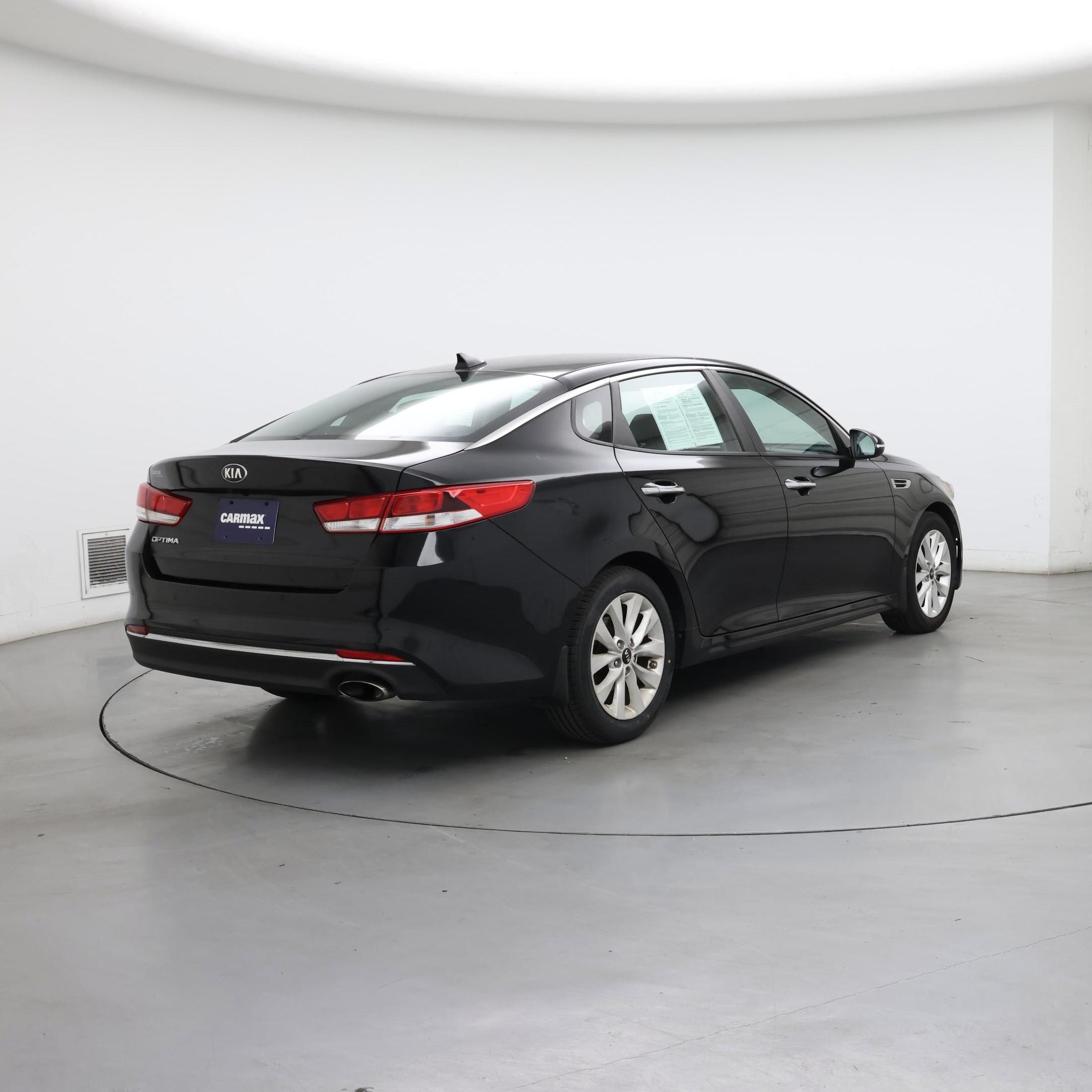 Thumbnail: 2018 Kia Optima - 8