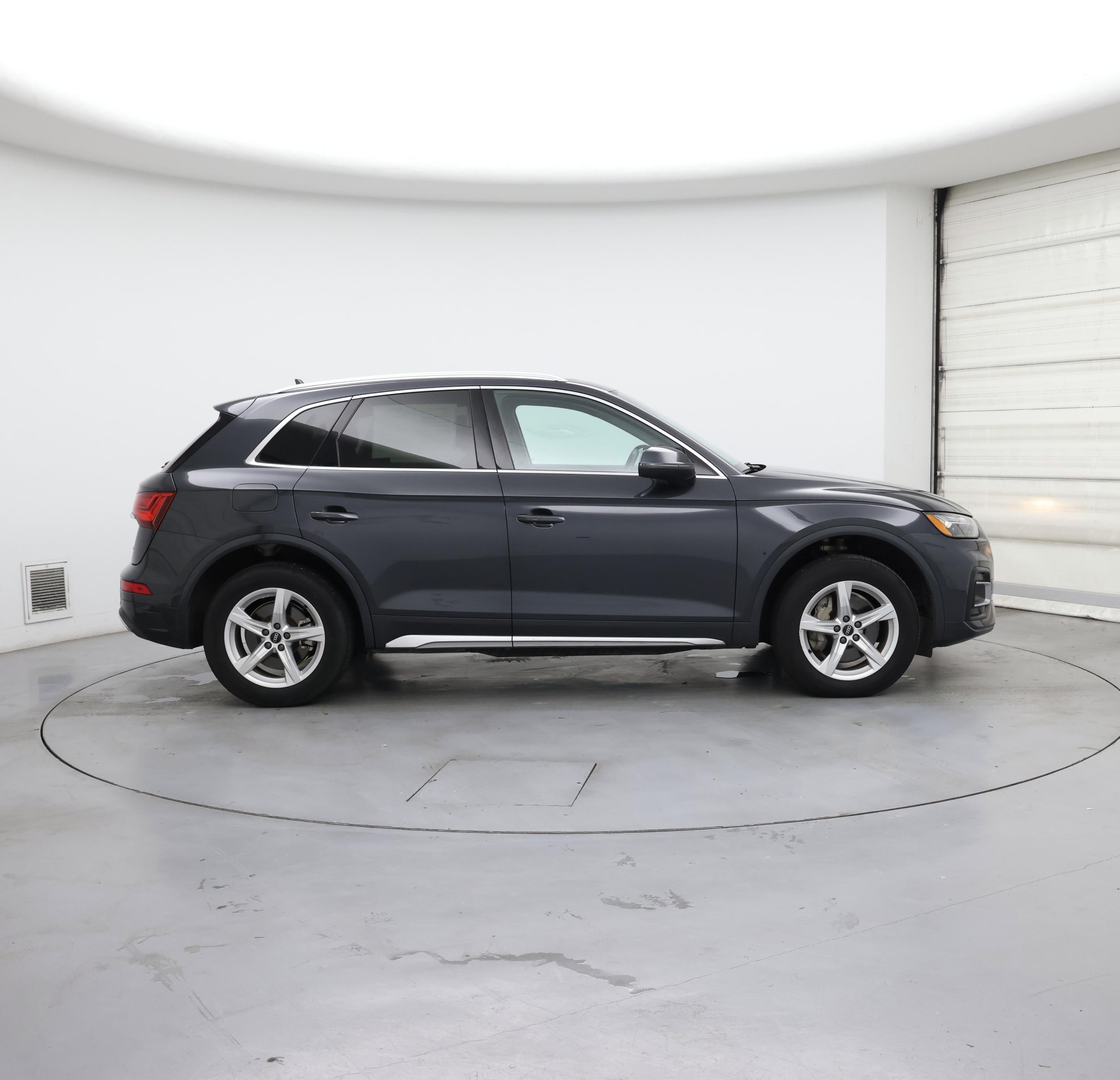 Thumbnail: 2021 Audi Q5 - 7