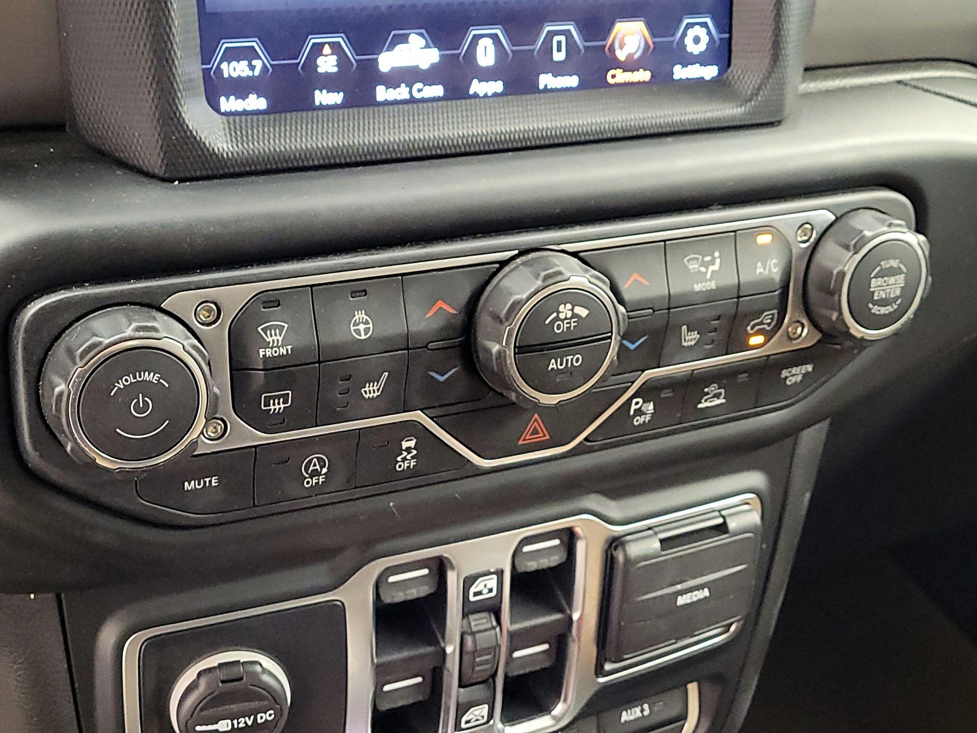 Thumbnail: 2020 Jeep Gladiator - 16