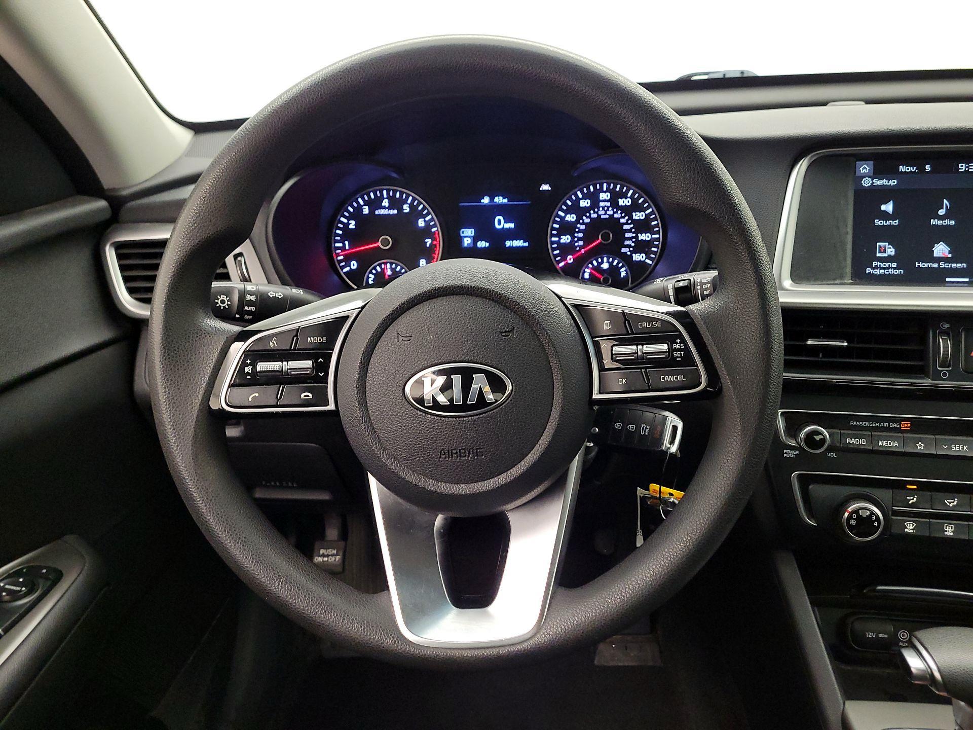 Thumbnail: 2020 Kia Optima - 10