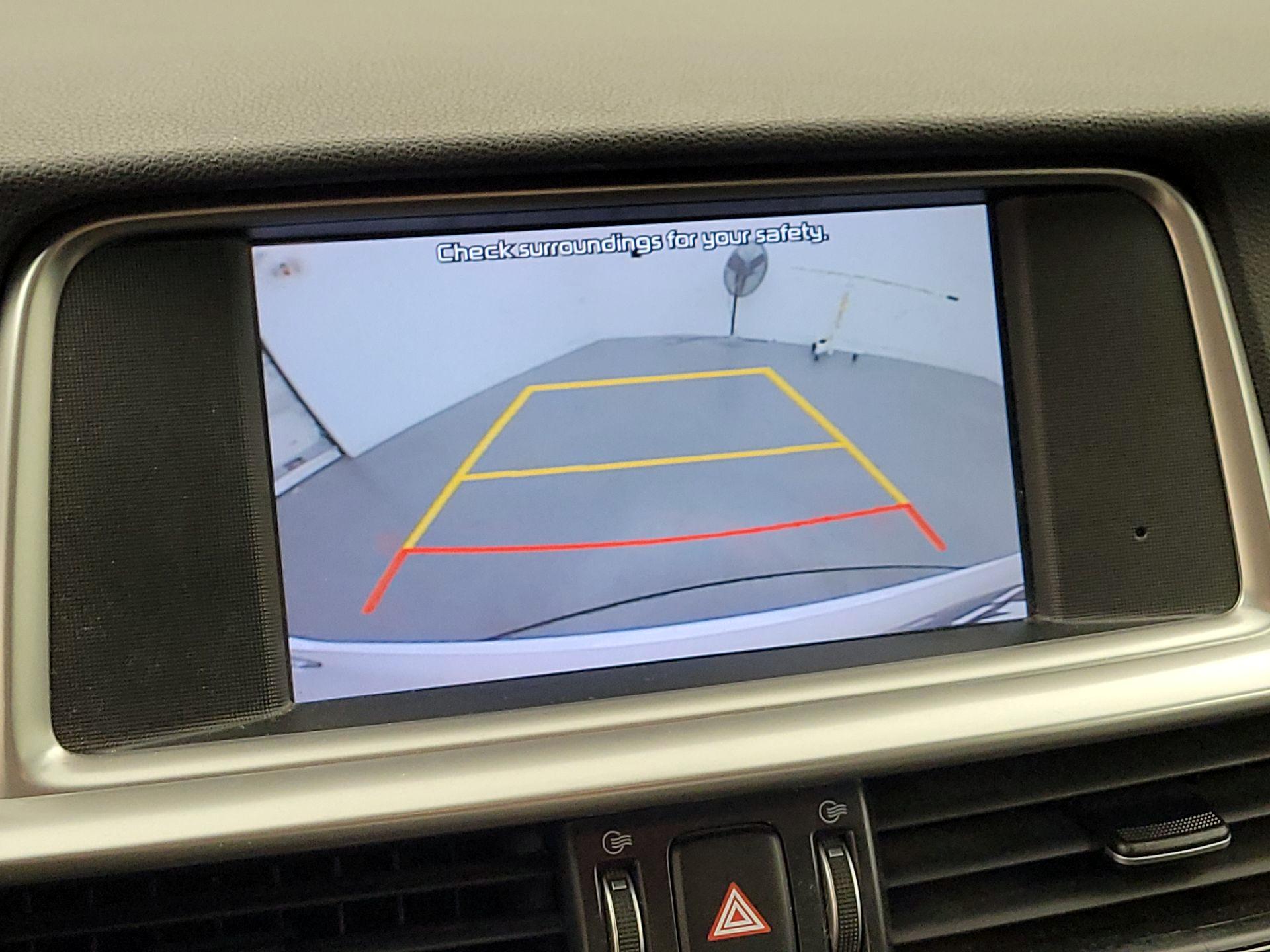 Thumbnail: 2020 Kia Optima - 14