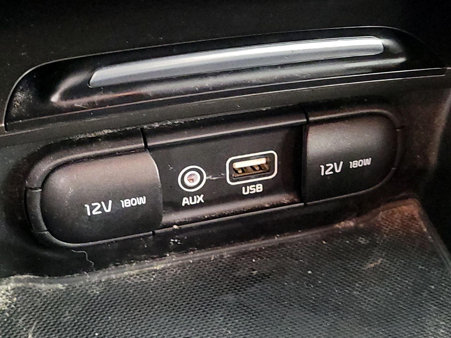 Thumbnail: 2020 Kia Optima - 18