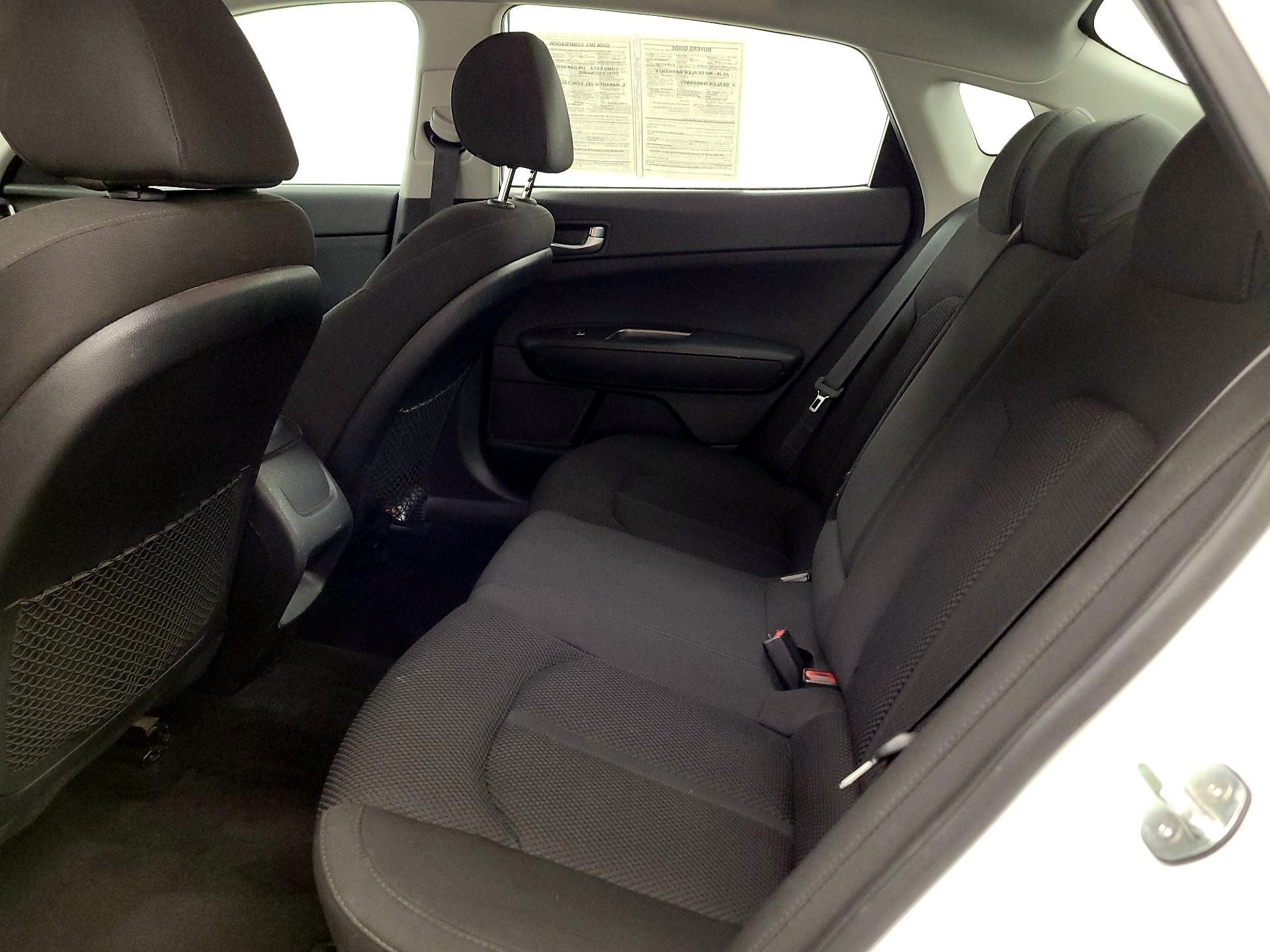 Thumbnail: 2020 Kia Optima - 19