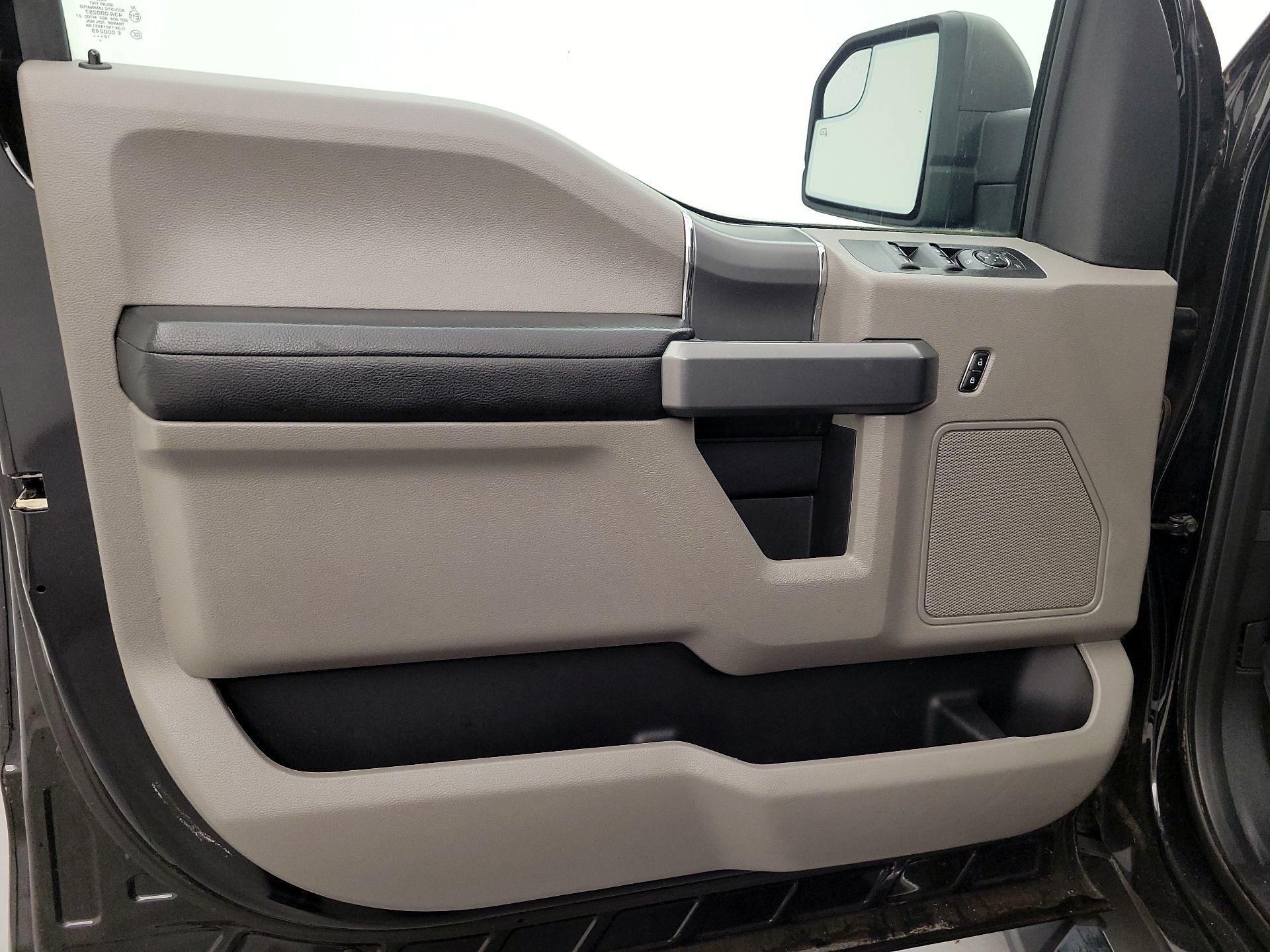 Thumbnail: 2017 Ford F-150 - 12