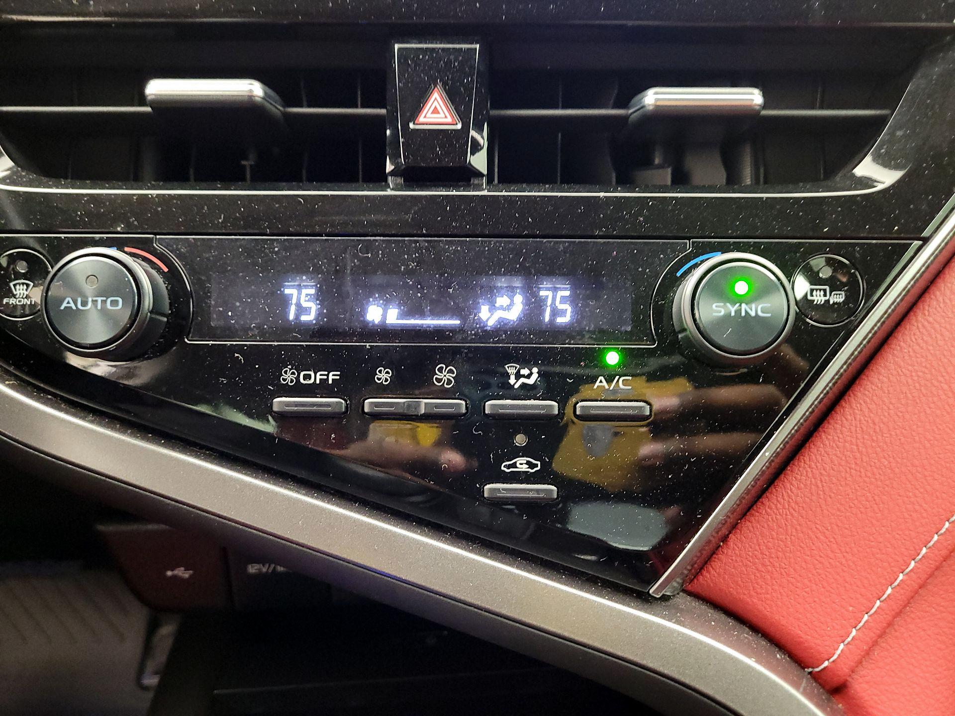 Thumbnail: 2024 Toyota Camry - 14