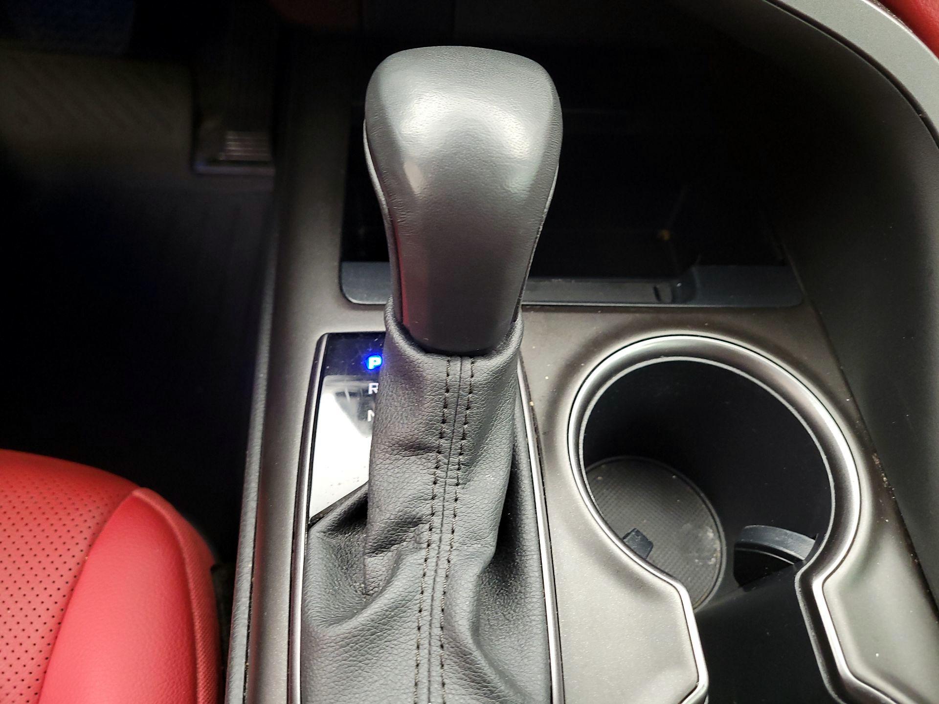 Thumbnail: 2024 Toyota Camry - 15