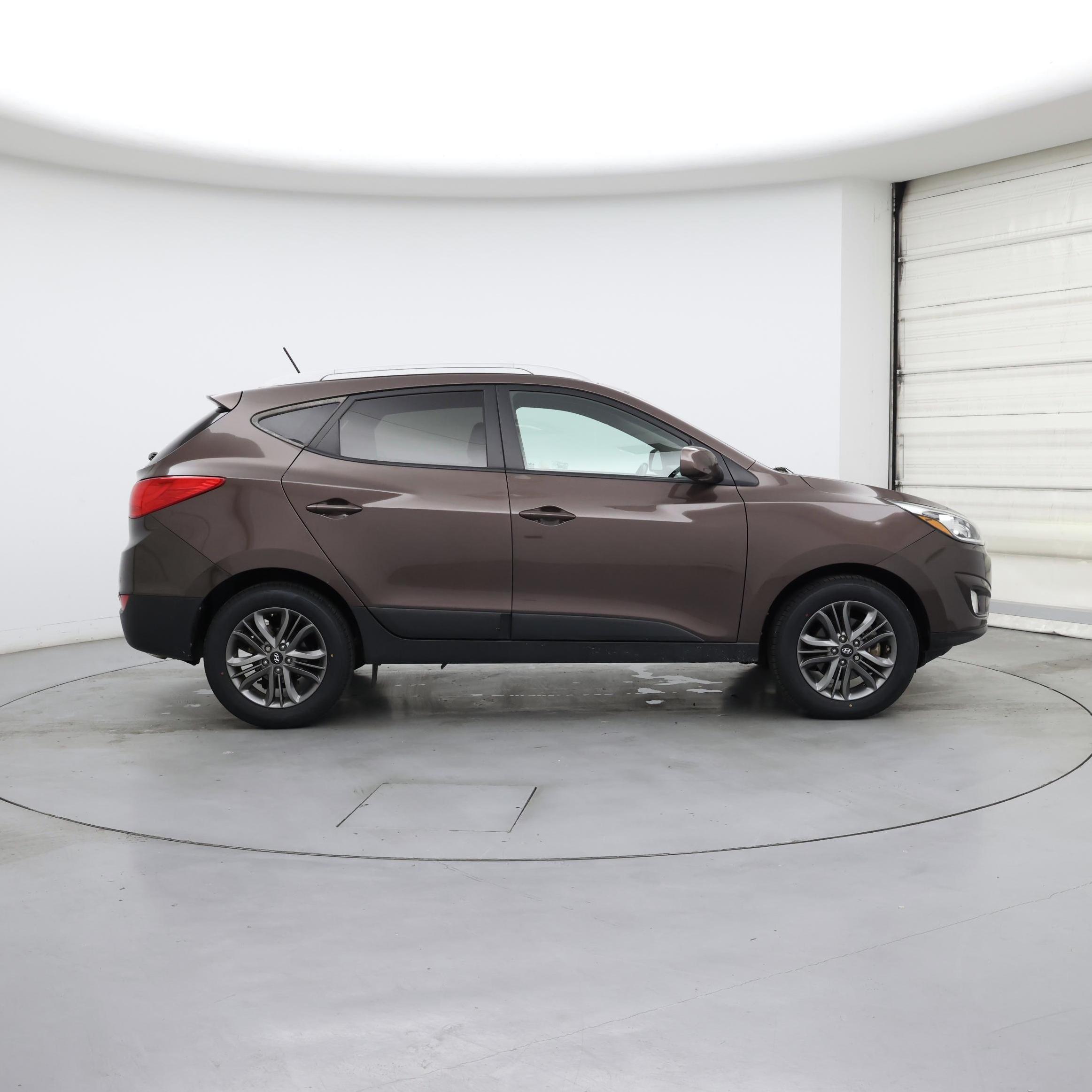 Thumbnail: 2015 Hyundai Tucson - 7