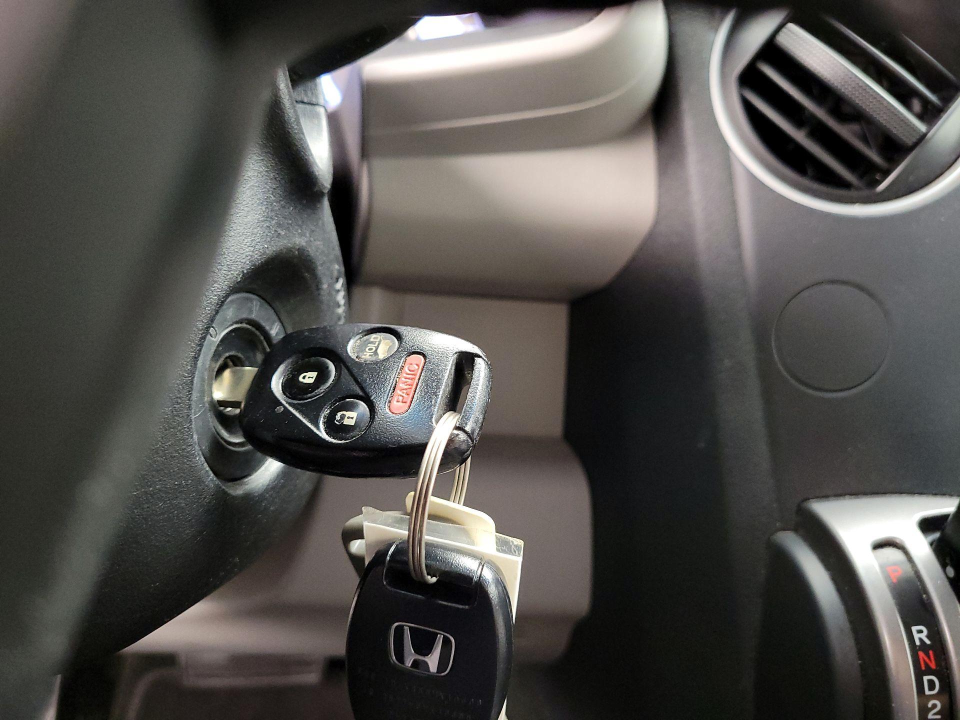 Thumbnail: 2015 Honda Pilot - 18