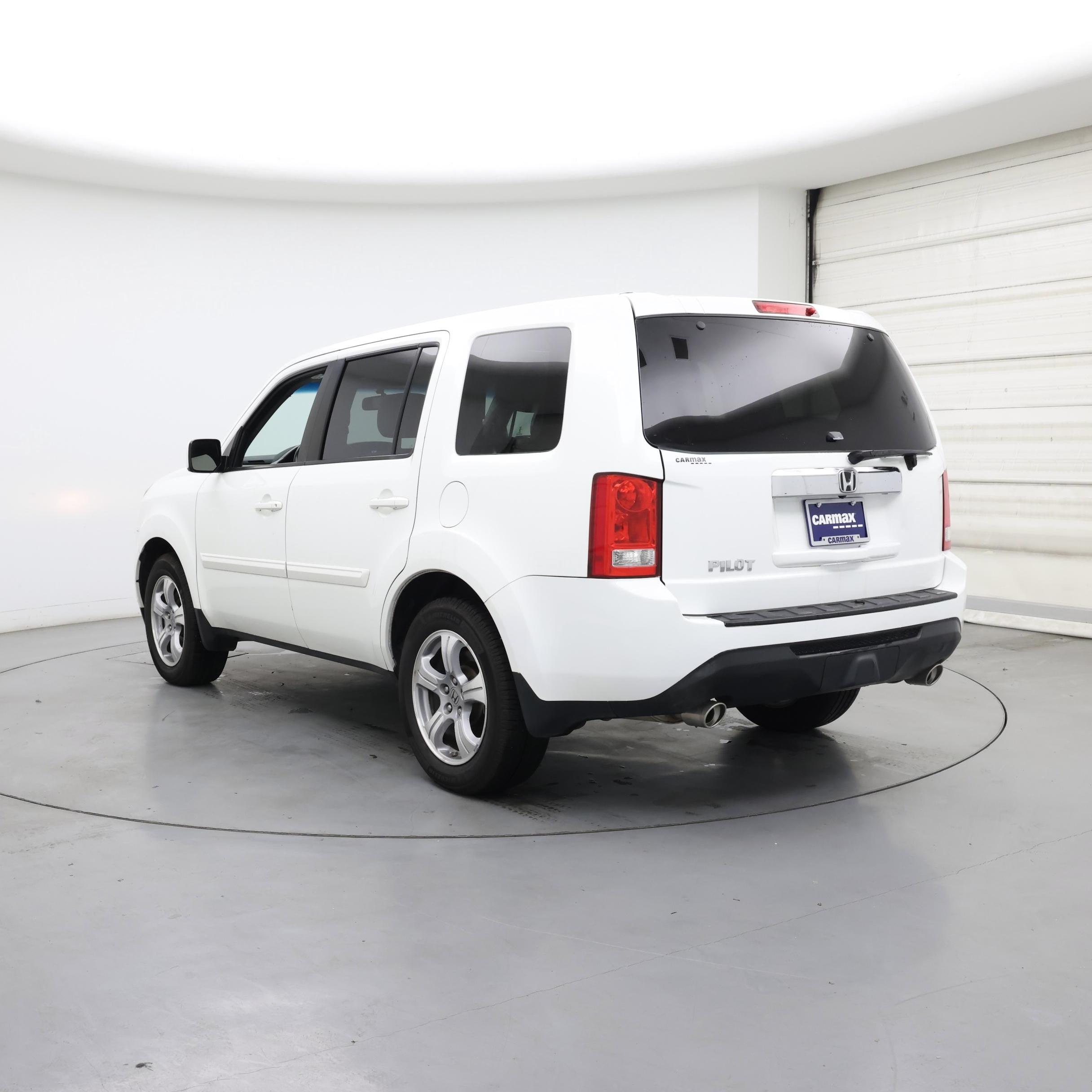 Thumbnail: 2015 Honda Pilot - 2