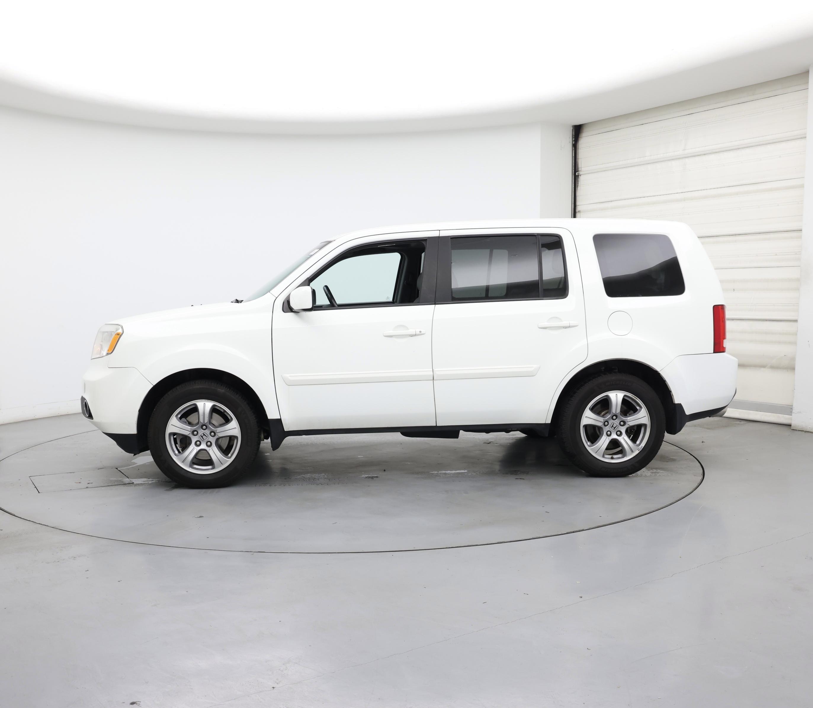 Thumbnail: 2015 Honda Pilot - 3