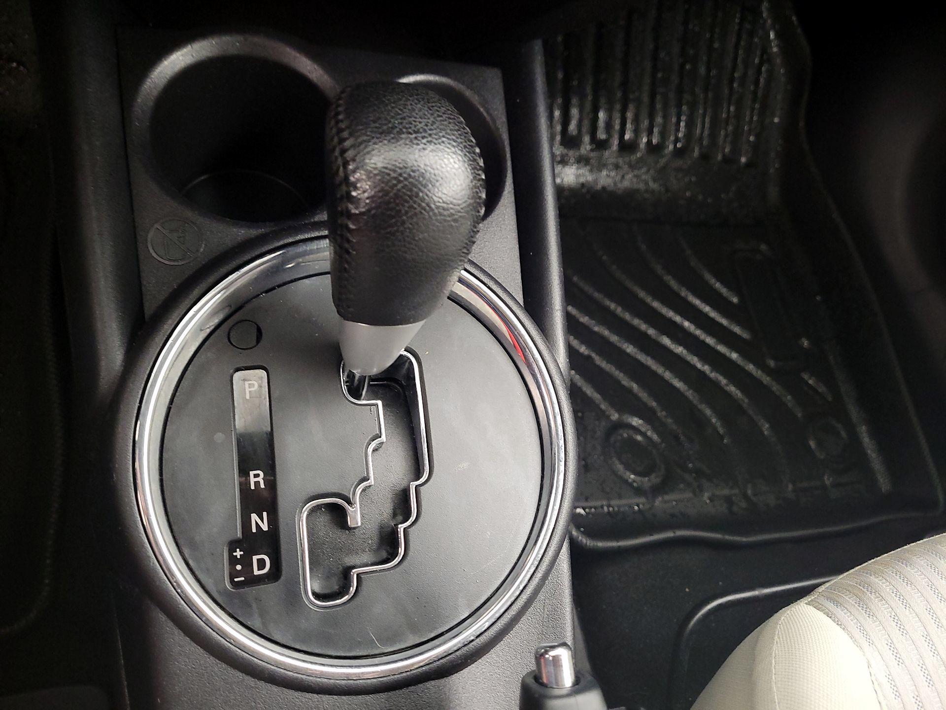 Thumbnail: 2016 Mitsubishi Outlander Sport - 15