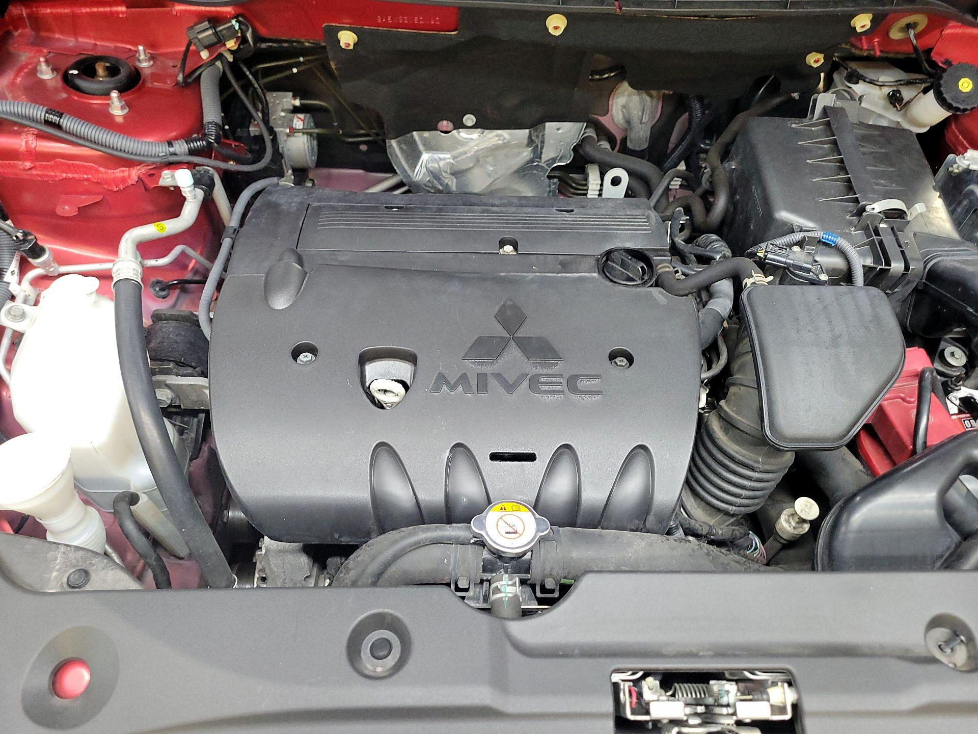 Thumbnail: 2016 Mitsubishi Outlander Sport - 17