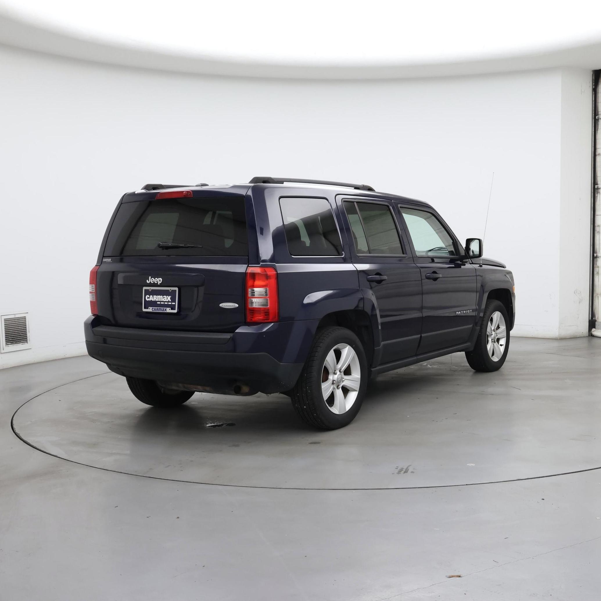 Thumbnail: 2014 Jeep Patriot - 8