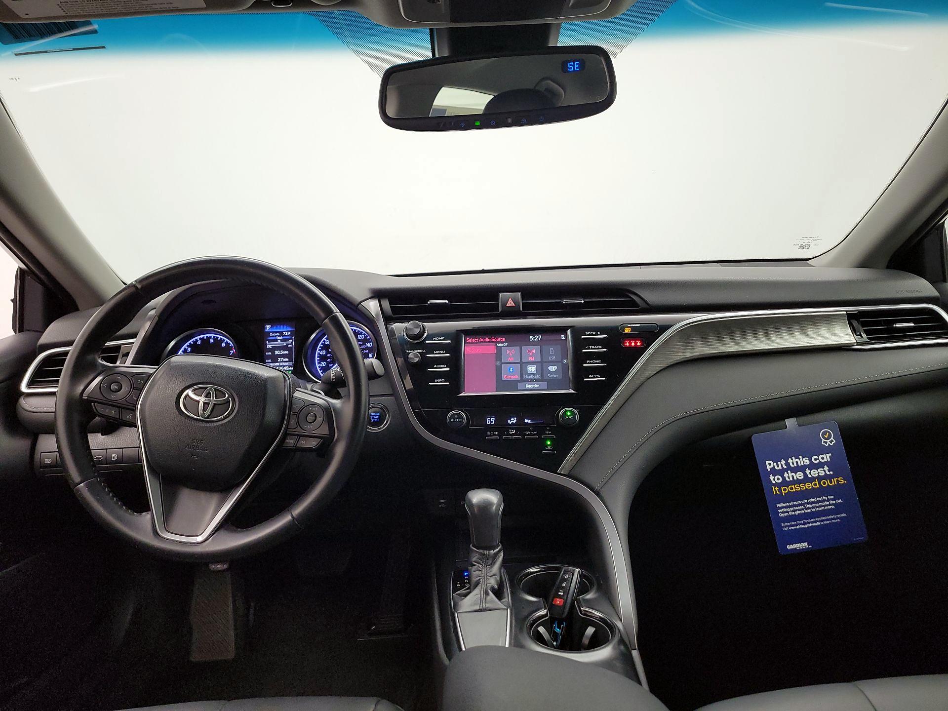 Thumbnail: 2018 Toyota Camry - 9