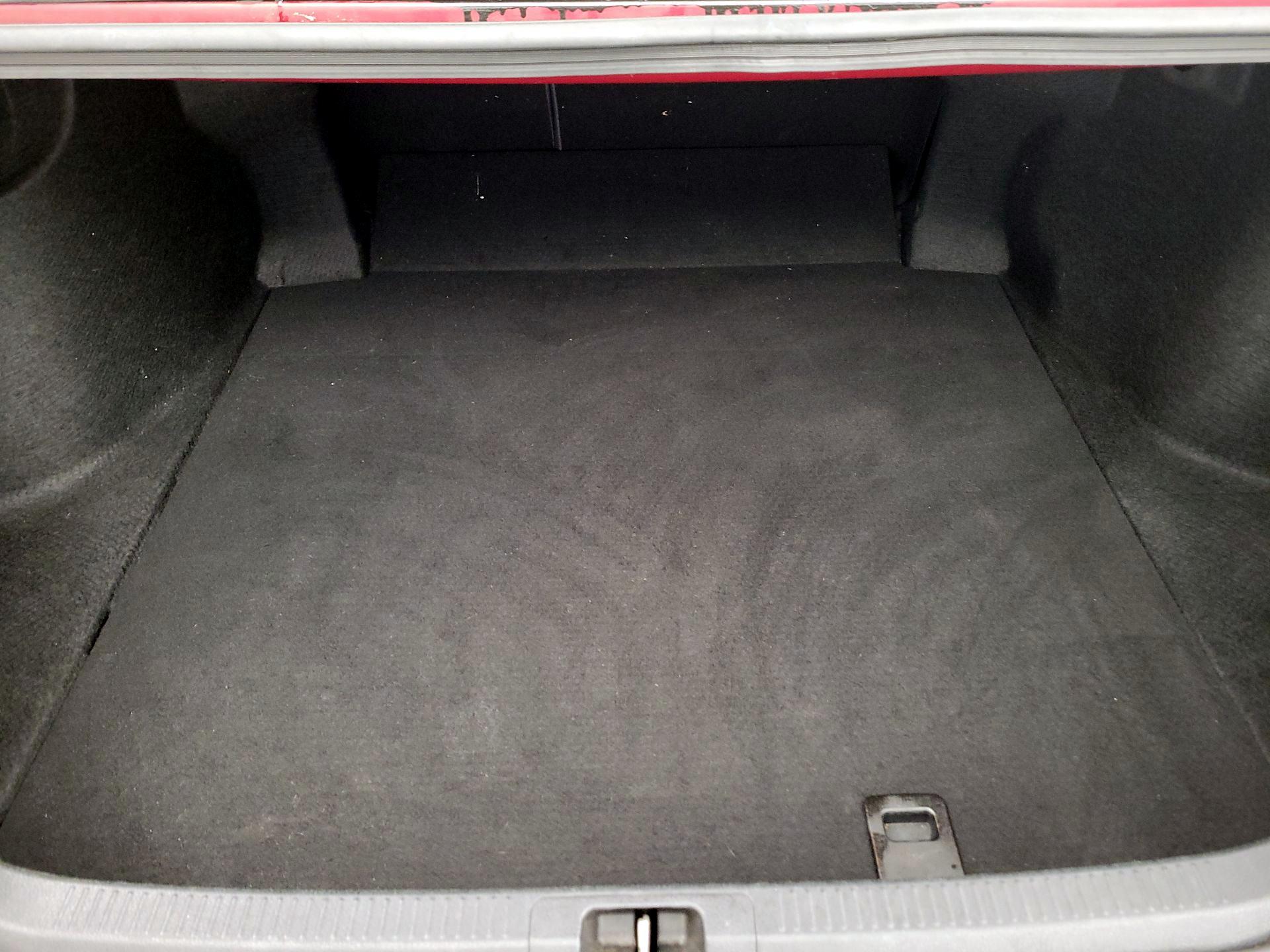 Thumbnail: 2018 Toyota Camry - 20